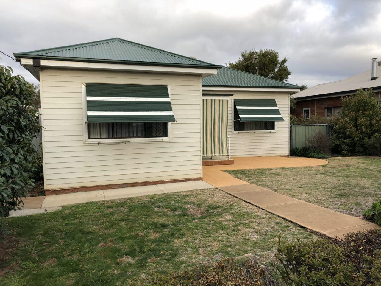 9 Pearce Street, Parkes, NSW 2870