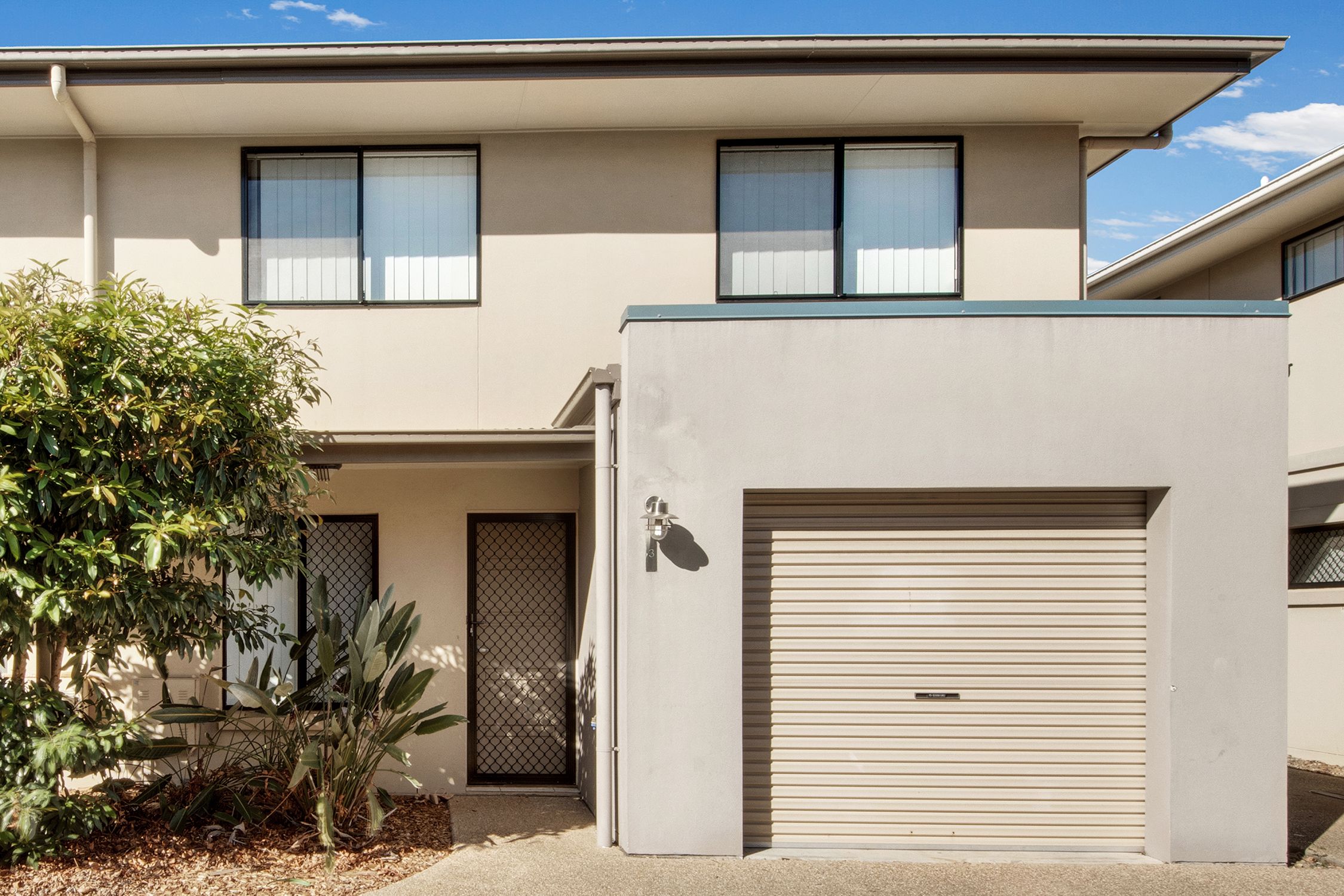 21 Roberts Street, South Gladstone QLD 4680