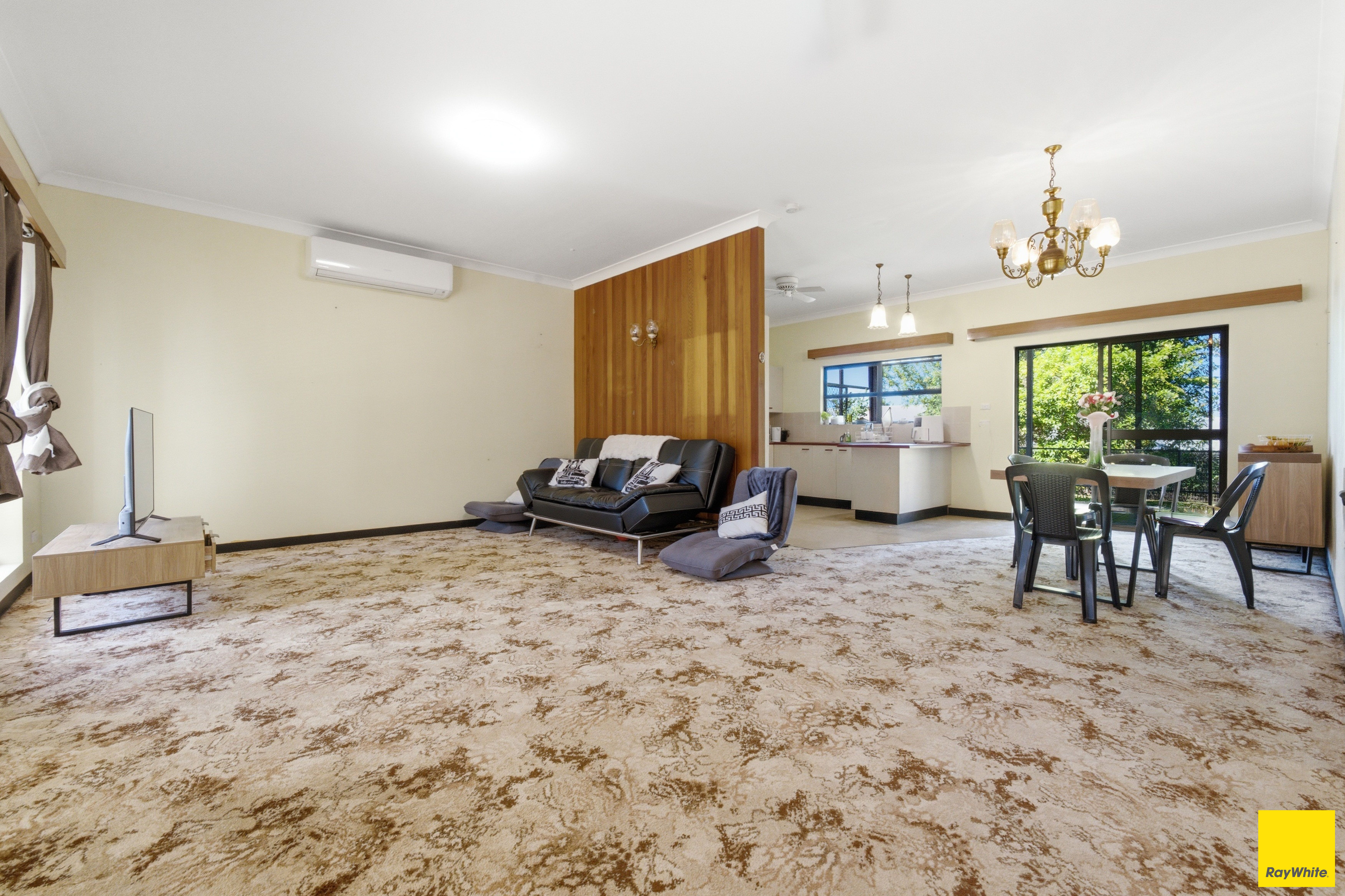 6 Grampian Close — photo 5 of 17