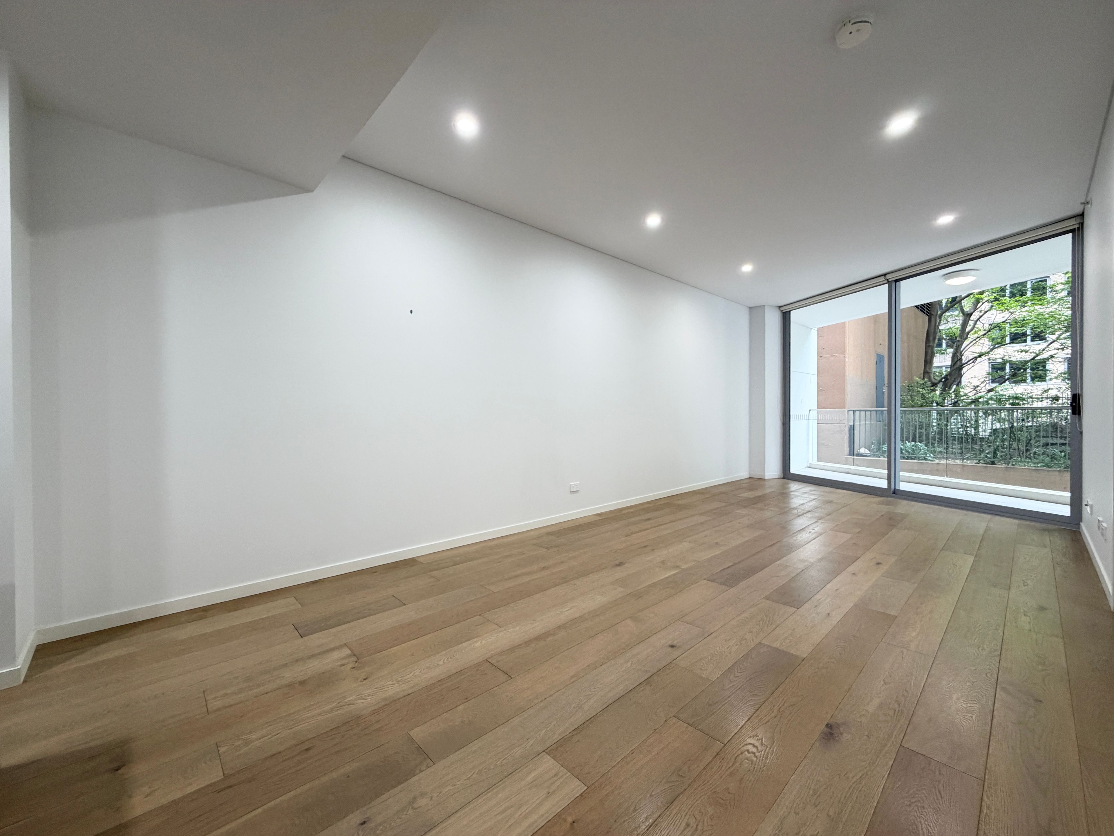 304/11-15 Alberta Street — photo from Ray White City South