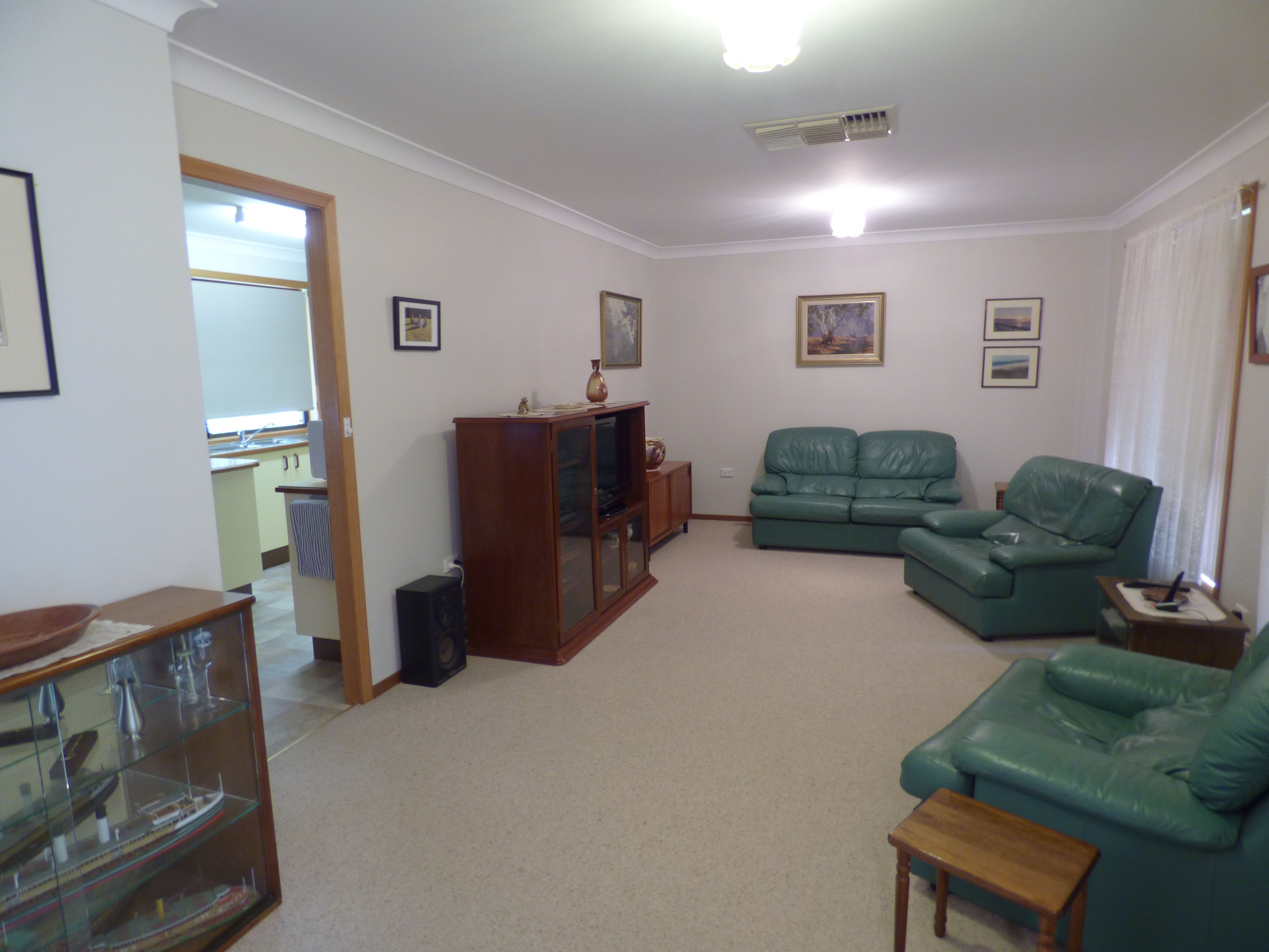 2 Blue Gum Street, Forbes, NSW 2871