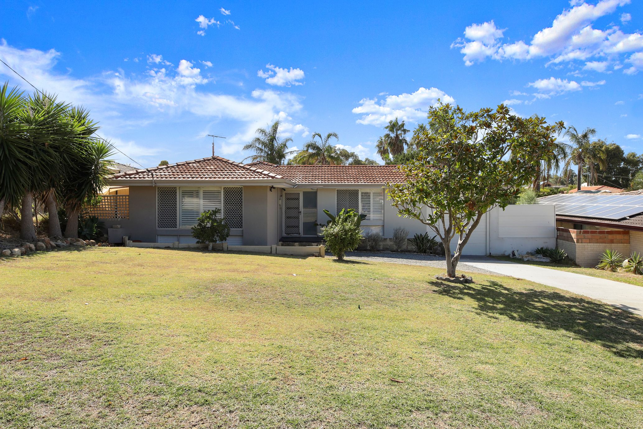 8 Binden Place, Hamersley, WA 6022