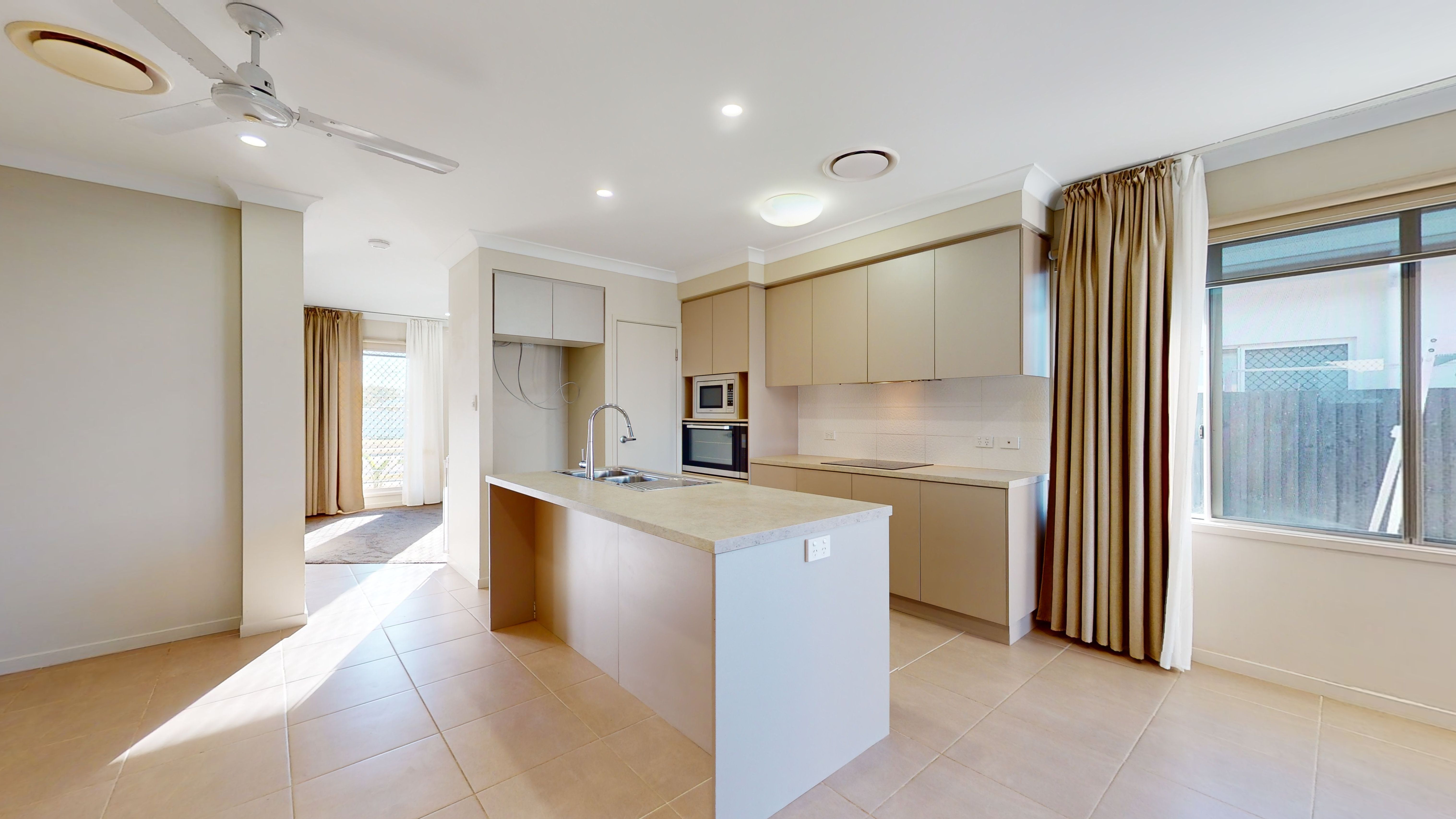 28 Emperor Boulevard, Burdell, QLD 4818
