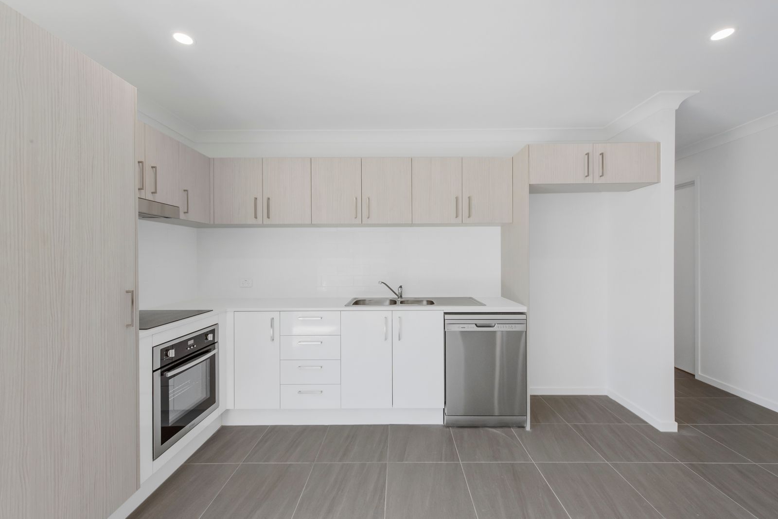 21B Ashton Avenue, Redbank, QLD 4301