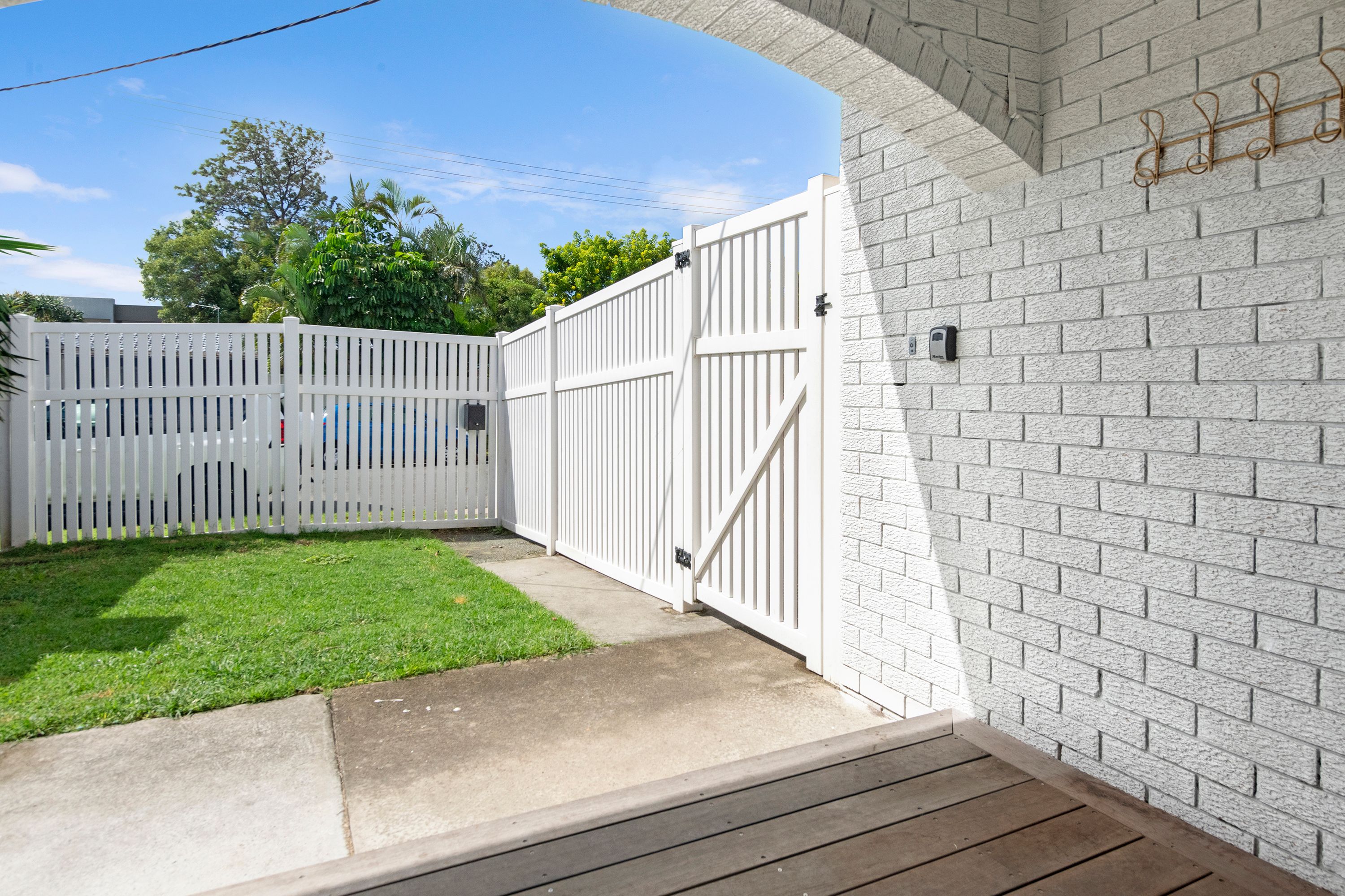 1/6 Craft Court — photo 12 of 13