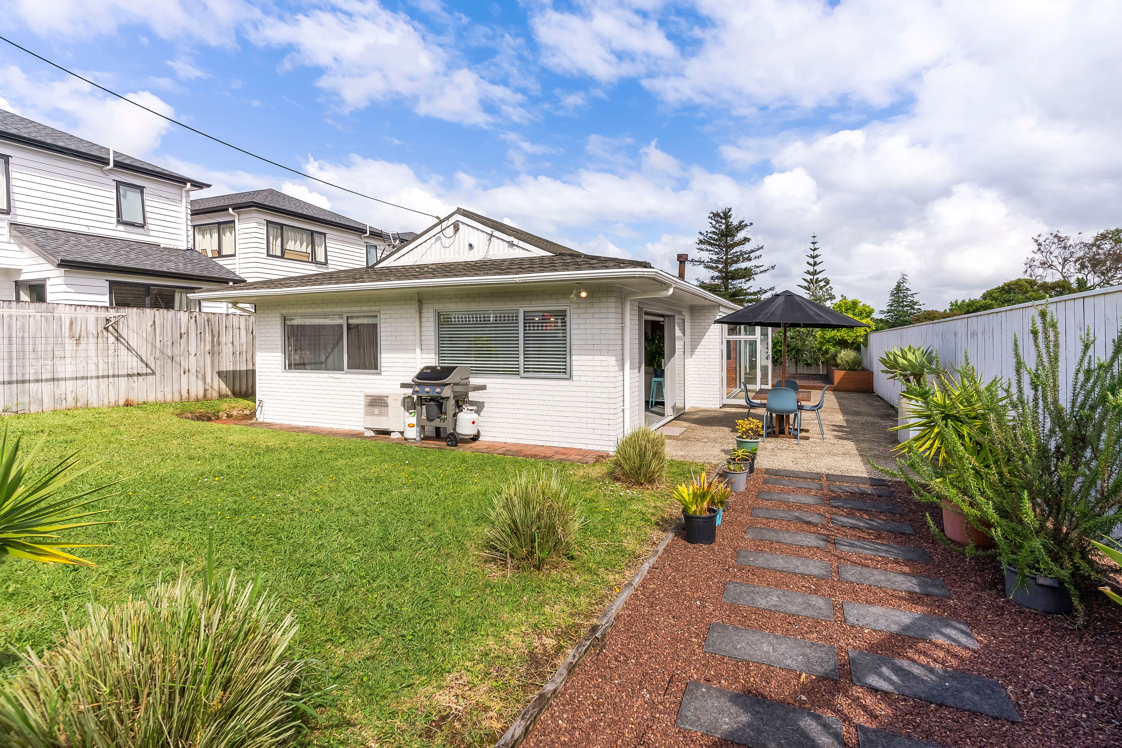 55 Matipo Road, Te Atatu Peninsula, Waitakere City