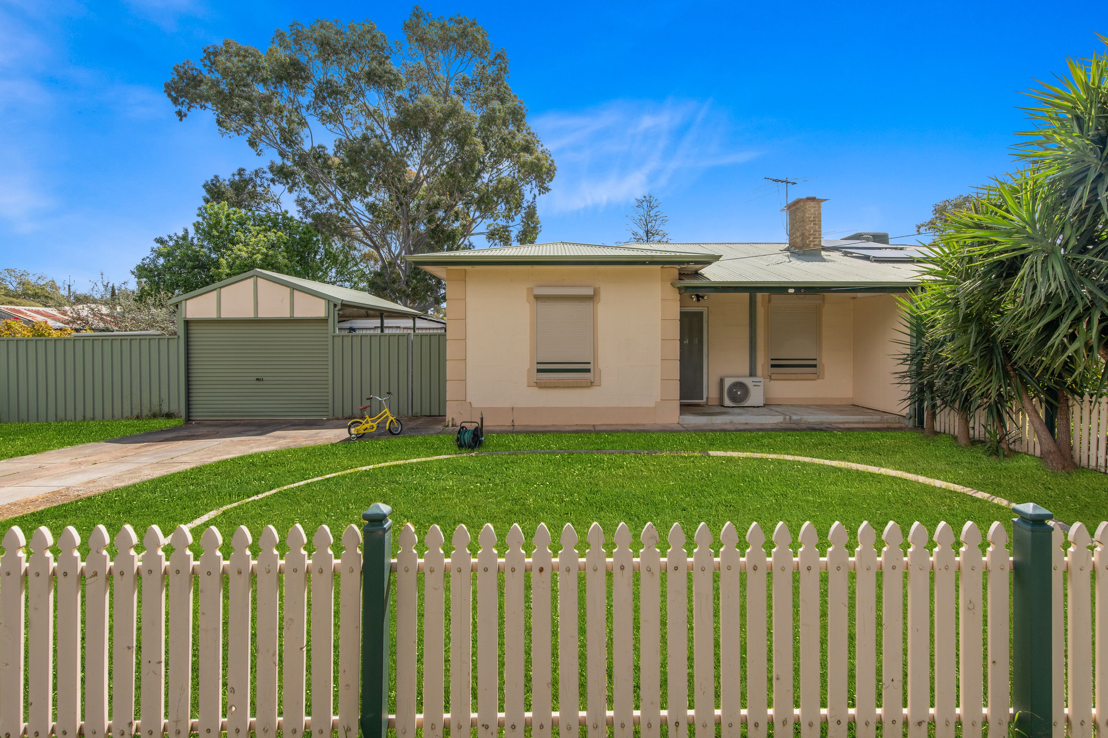 23 Farley Grove, Salisbury North, SA 5108 Sold House Ray White Gawler