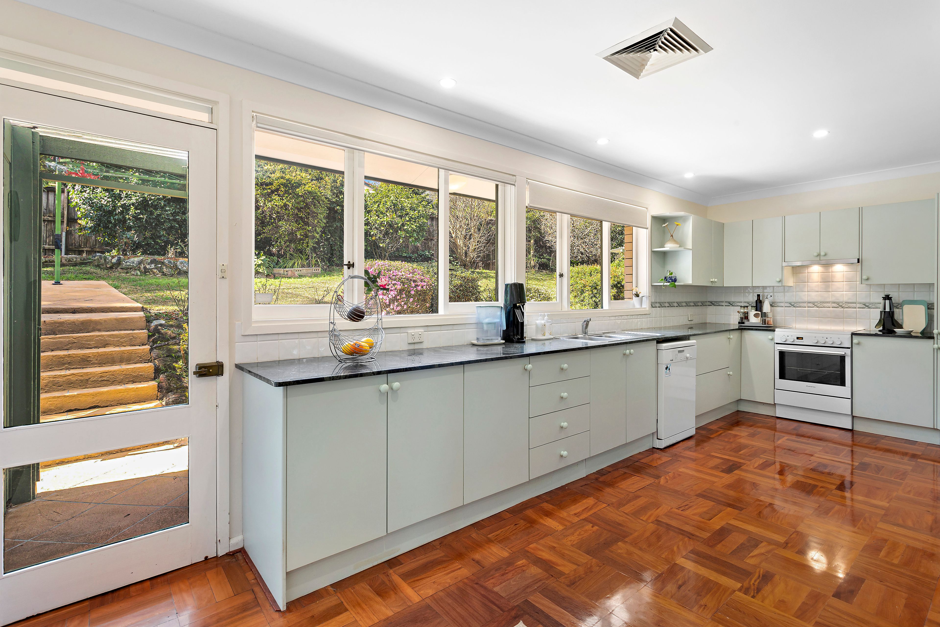 18A Hinemoa Avenue, Normanhurst, NSW 2076