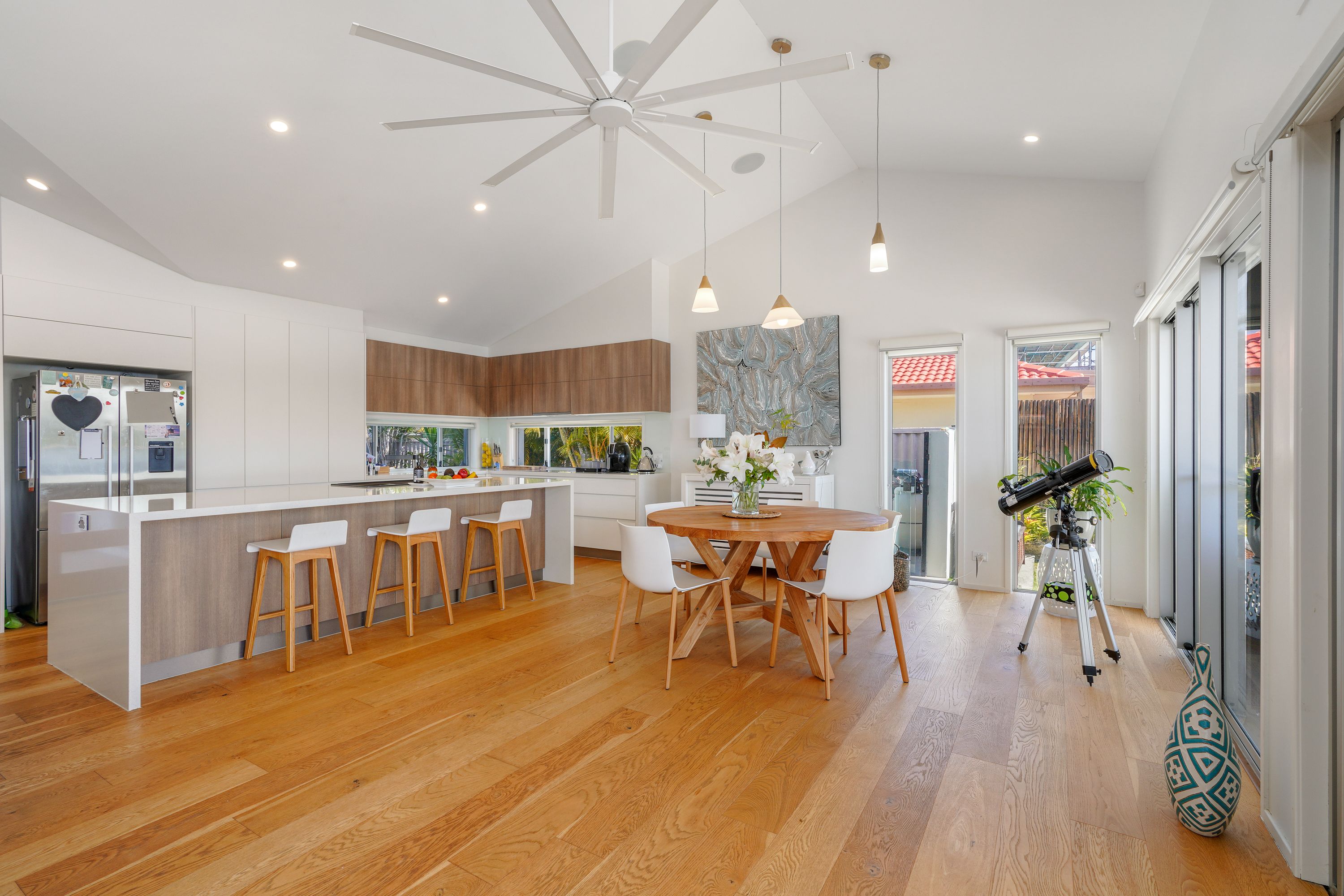 210 Acanthus Avenue, Burleigh Waters, QLD 4220
