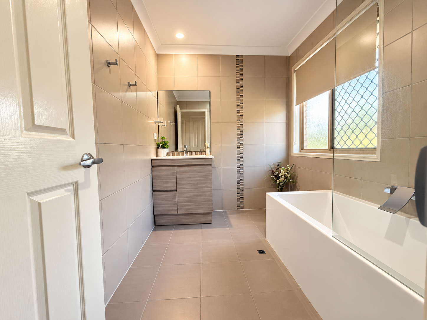 10 Augusta Crescent — photo 13 of 23