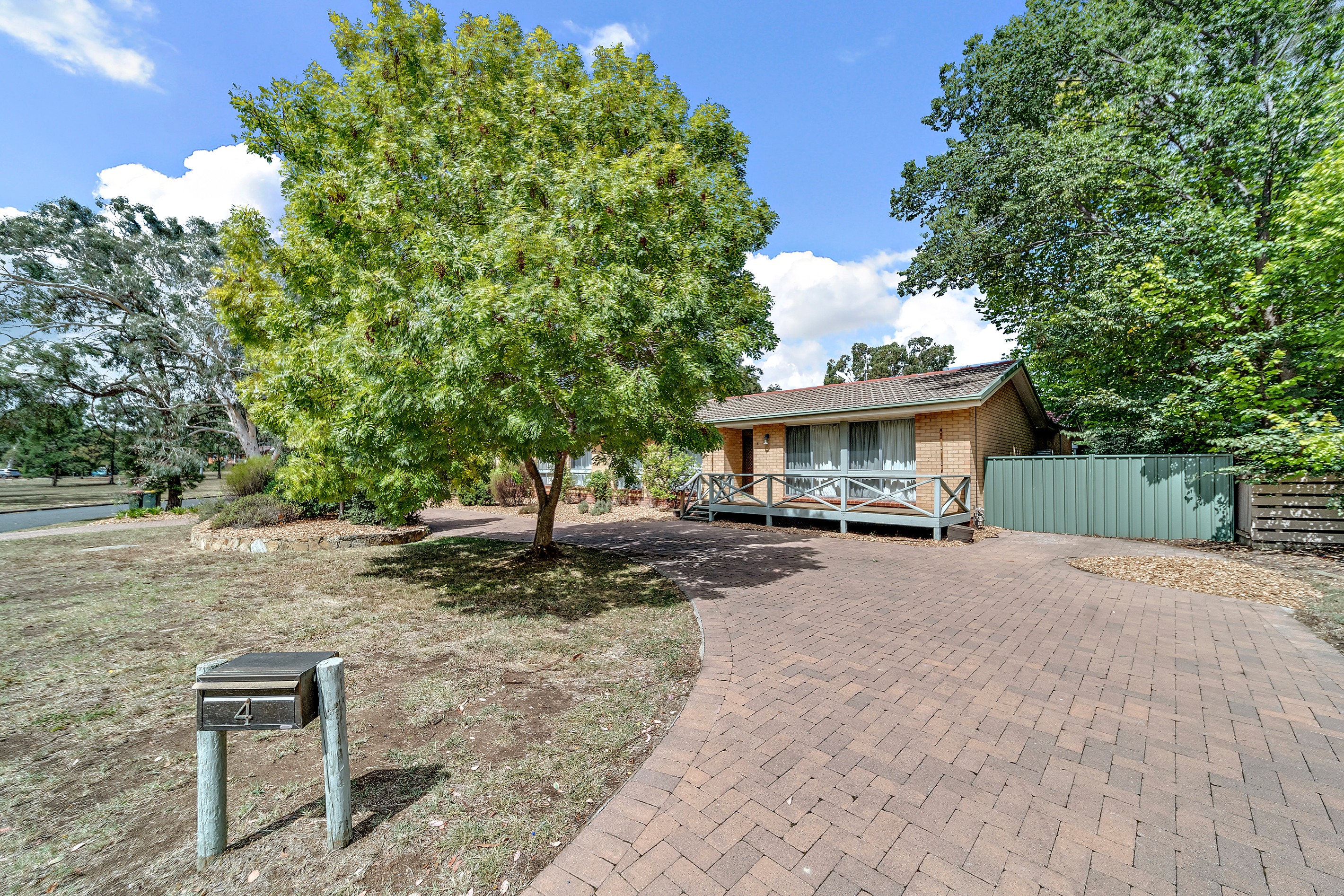4 Kilby Crescent, Weetangera, ACT 2614