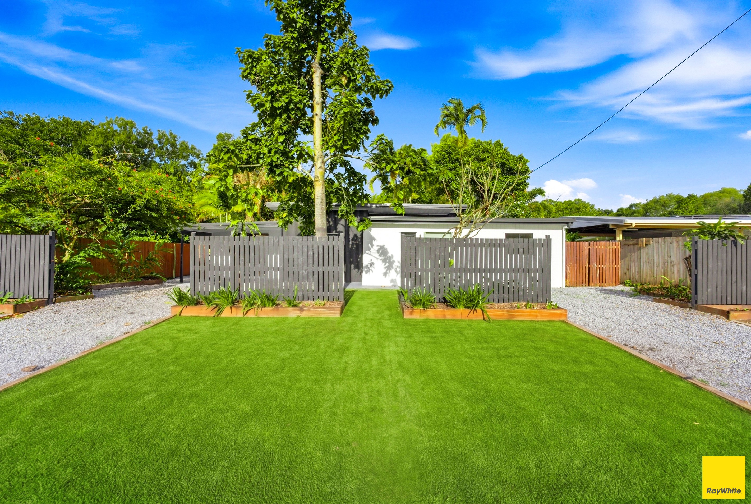 50 Waite Street, Machans Beach, QLD 4878
