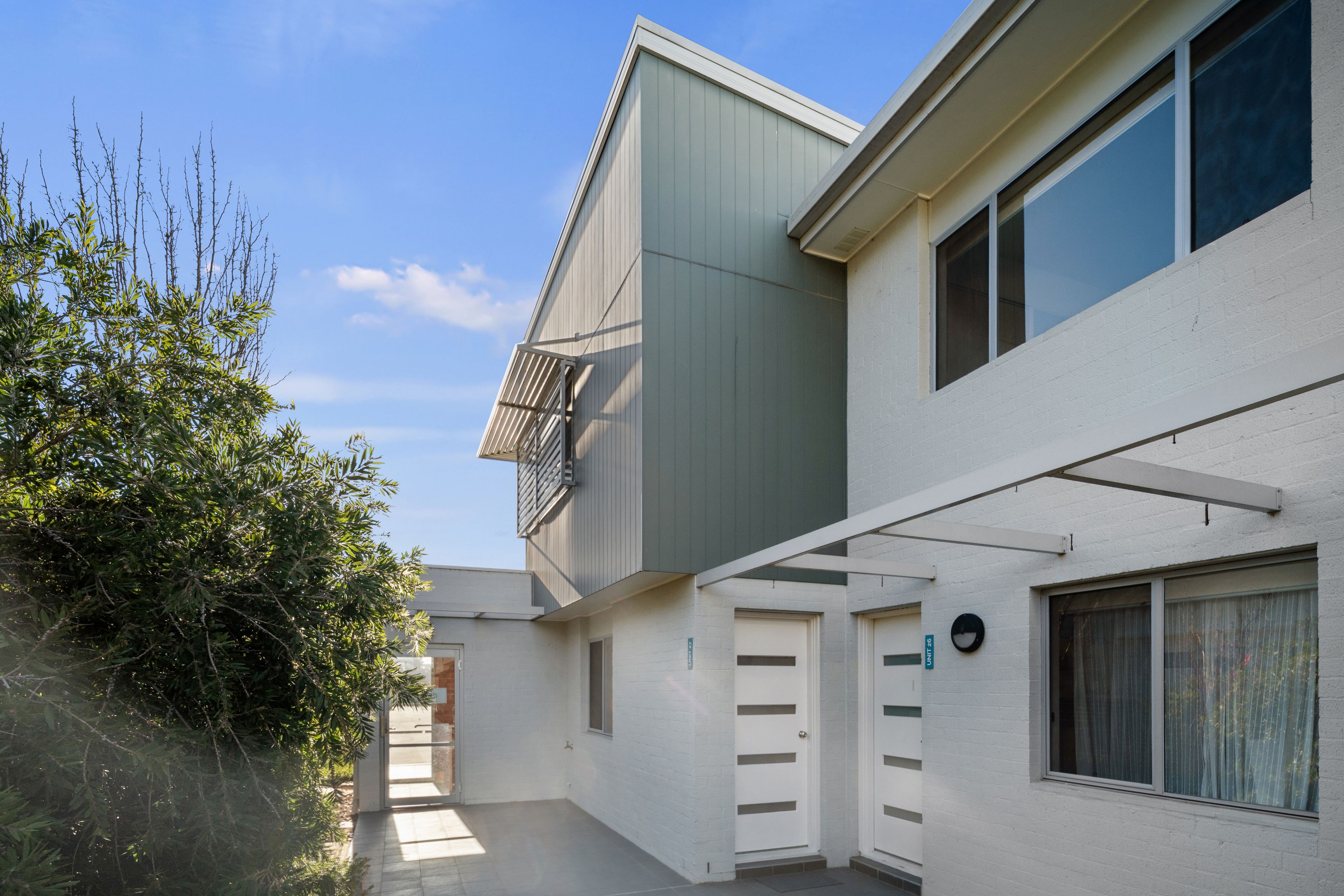 27/90 John Gorton Drive — photo 22 of 30