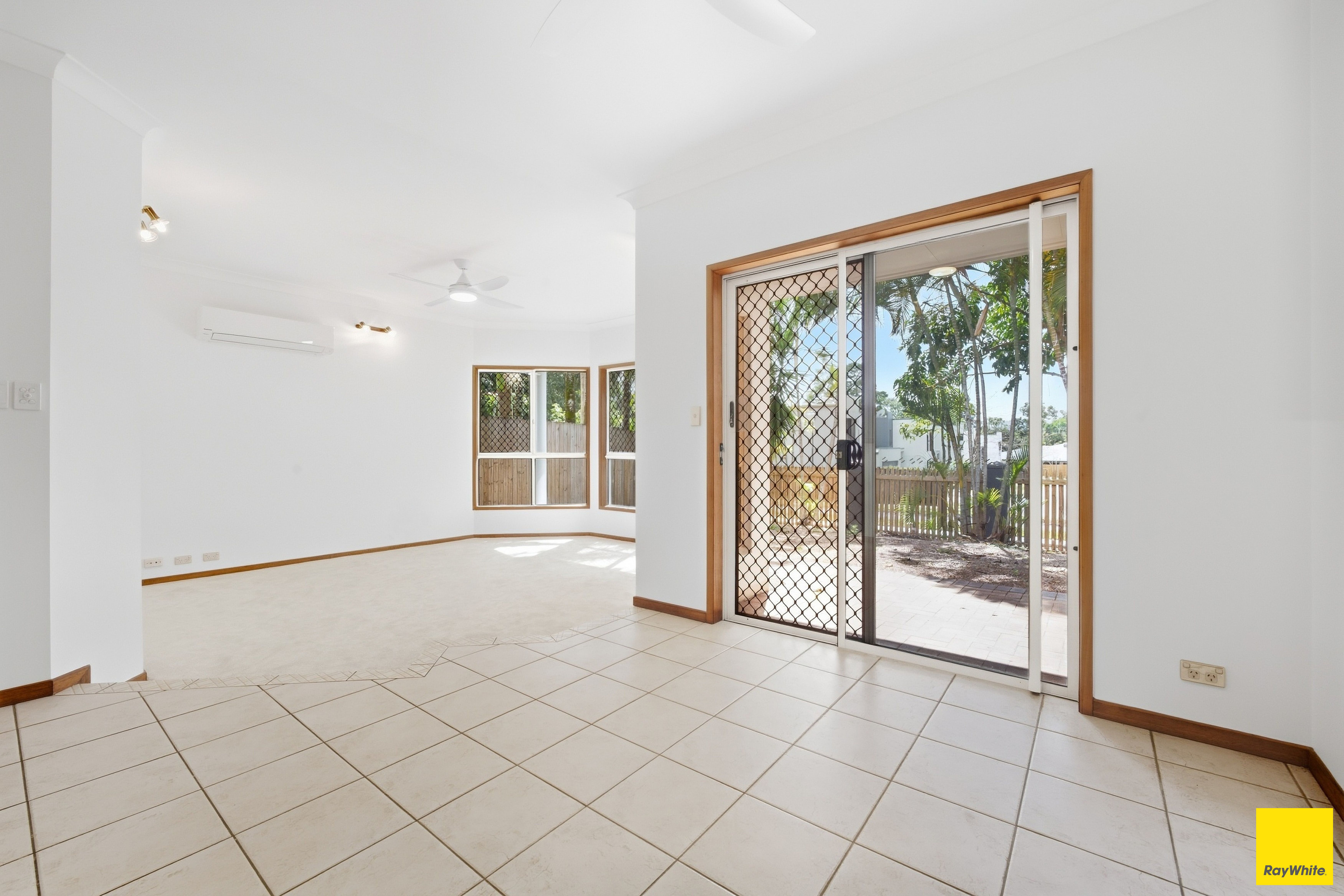 23 Melia Close — photo 4 of 12
