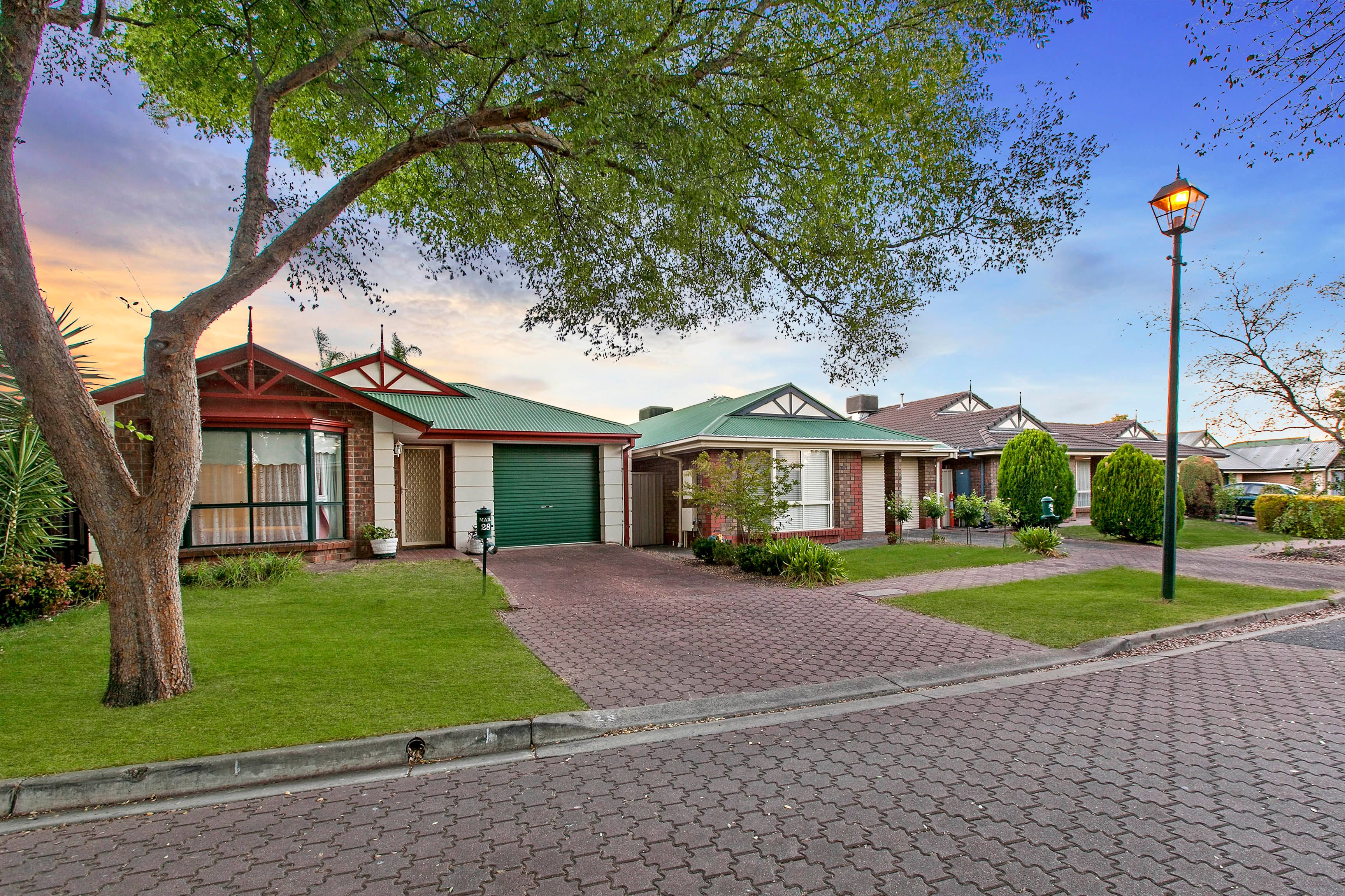28 Greys Court, Oakden, SA 5086