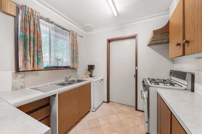 1/2 Cullis Parade, Bayswater, VIC 3153