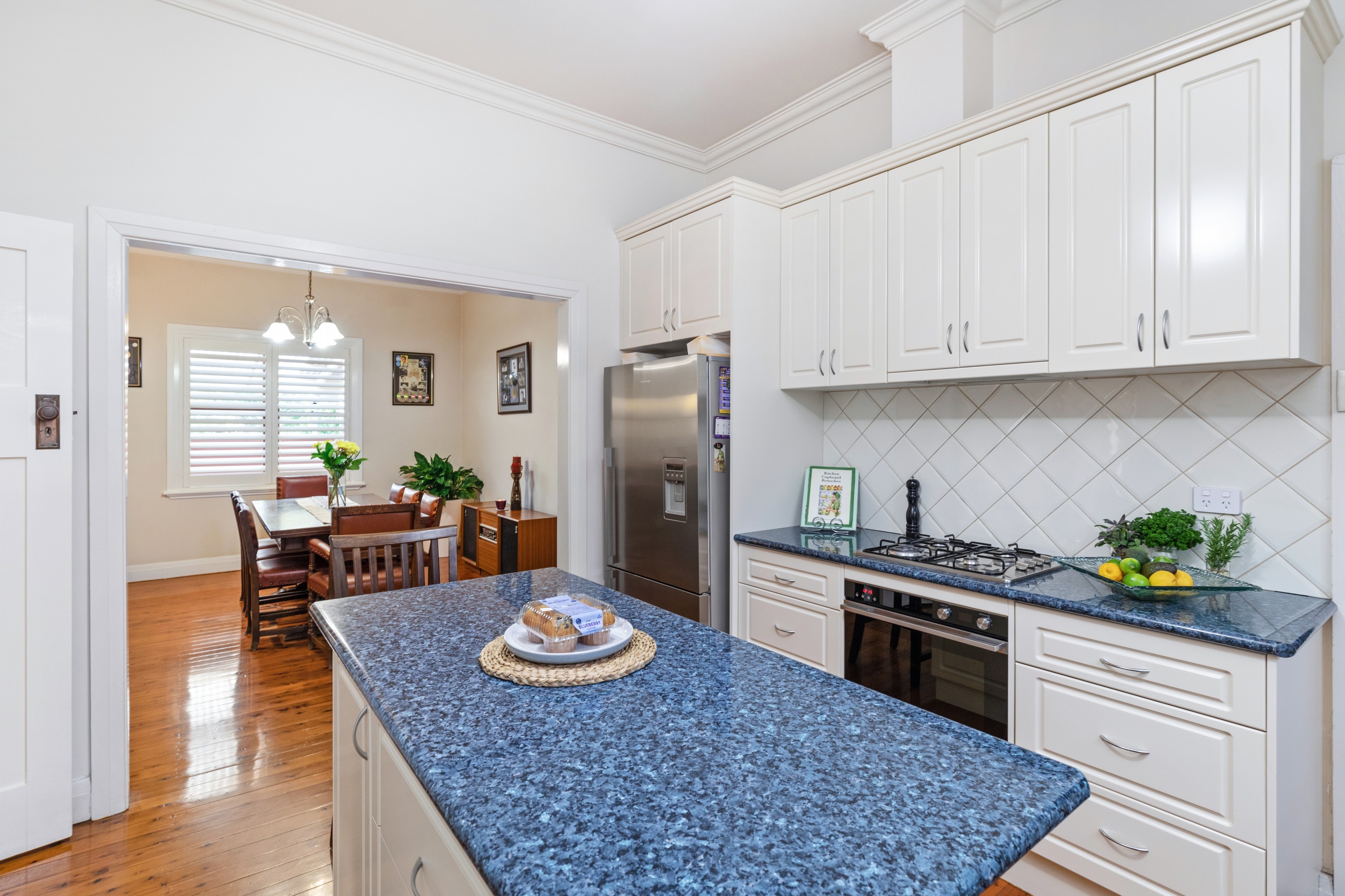 2 Roma Street, Wagga Wagga, NSW 2650