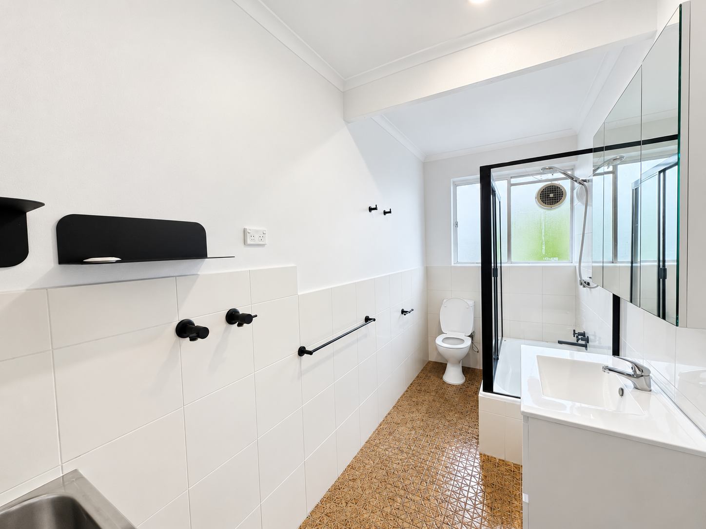 2/254 Huntingdale Road — photo 5 of 6