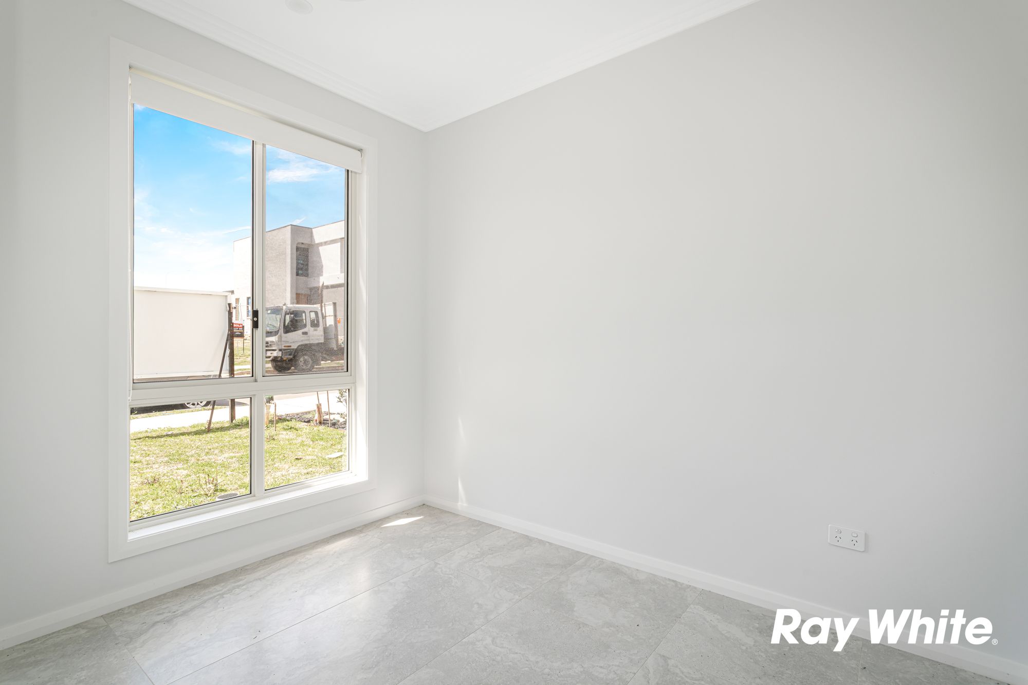 37 Knobby Street — photo 8 of 10
