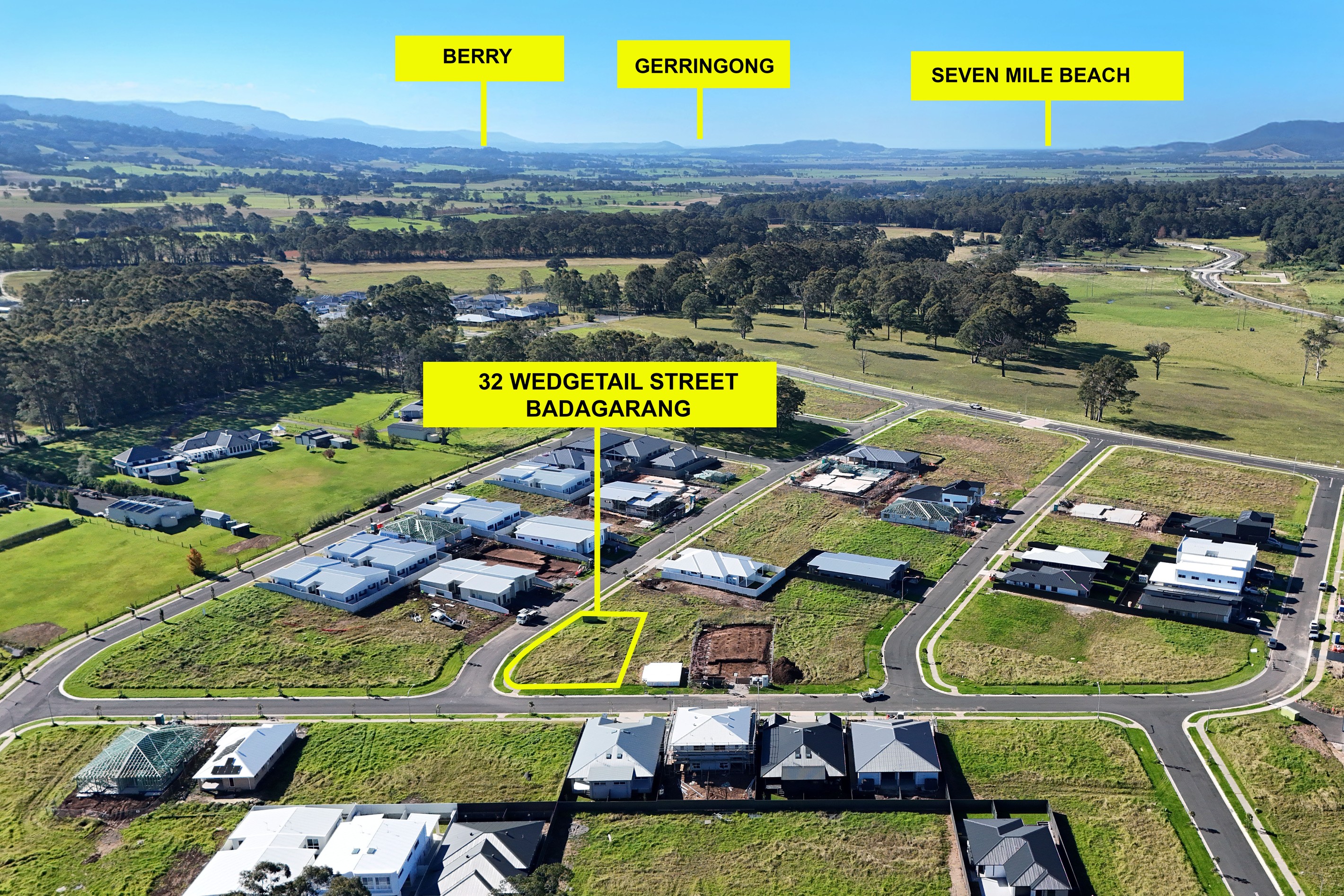 32 Wedgetail Street, BADAGARANG, NSW 2540