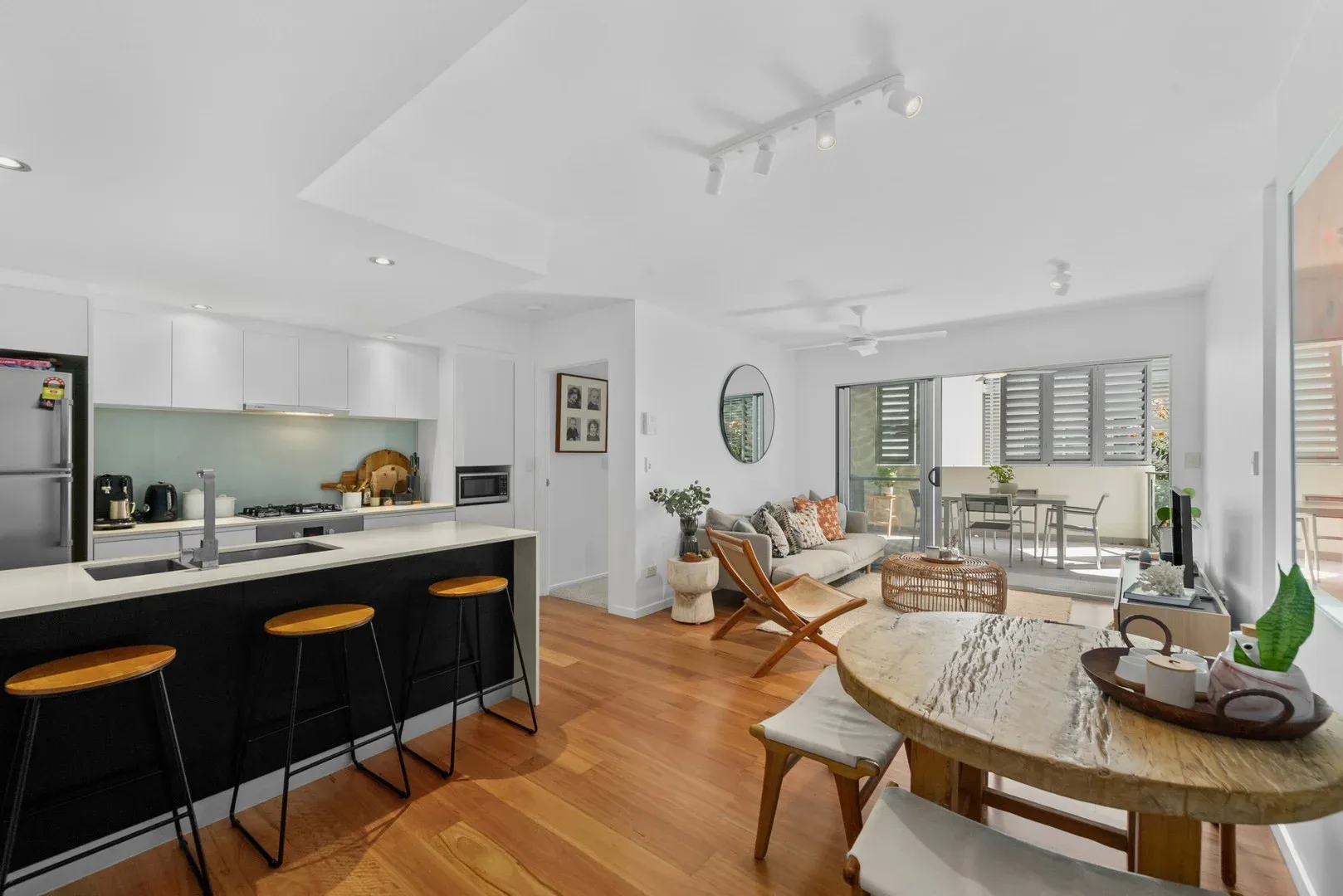 12/2 Barramul Street — photo 4 of 13