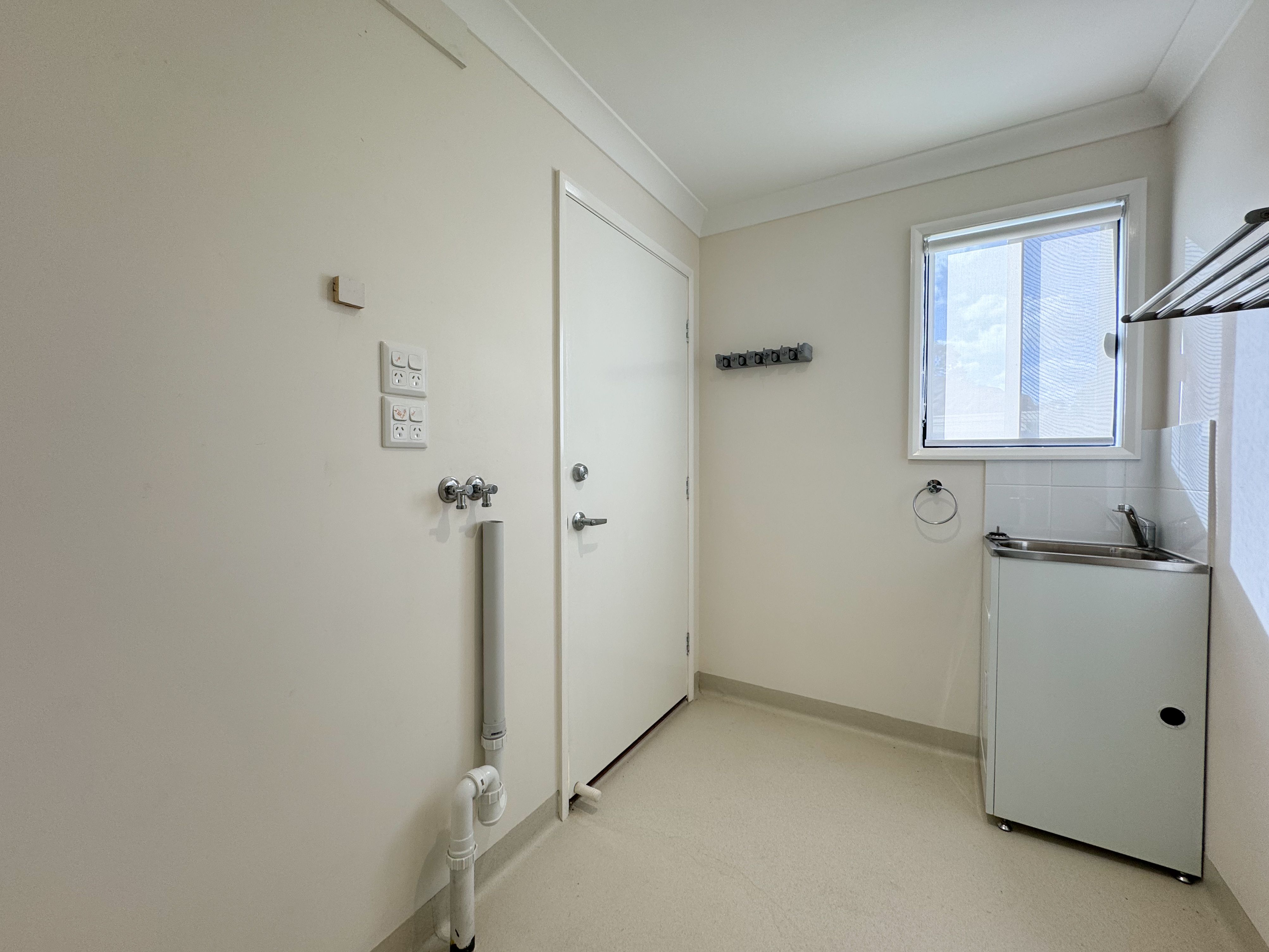 1A Miggs Place — photo 3 of 7