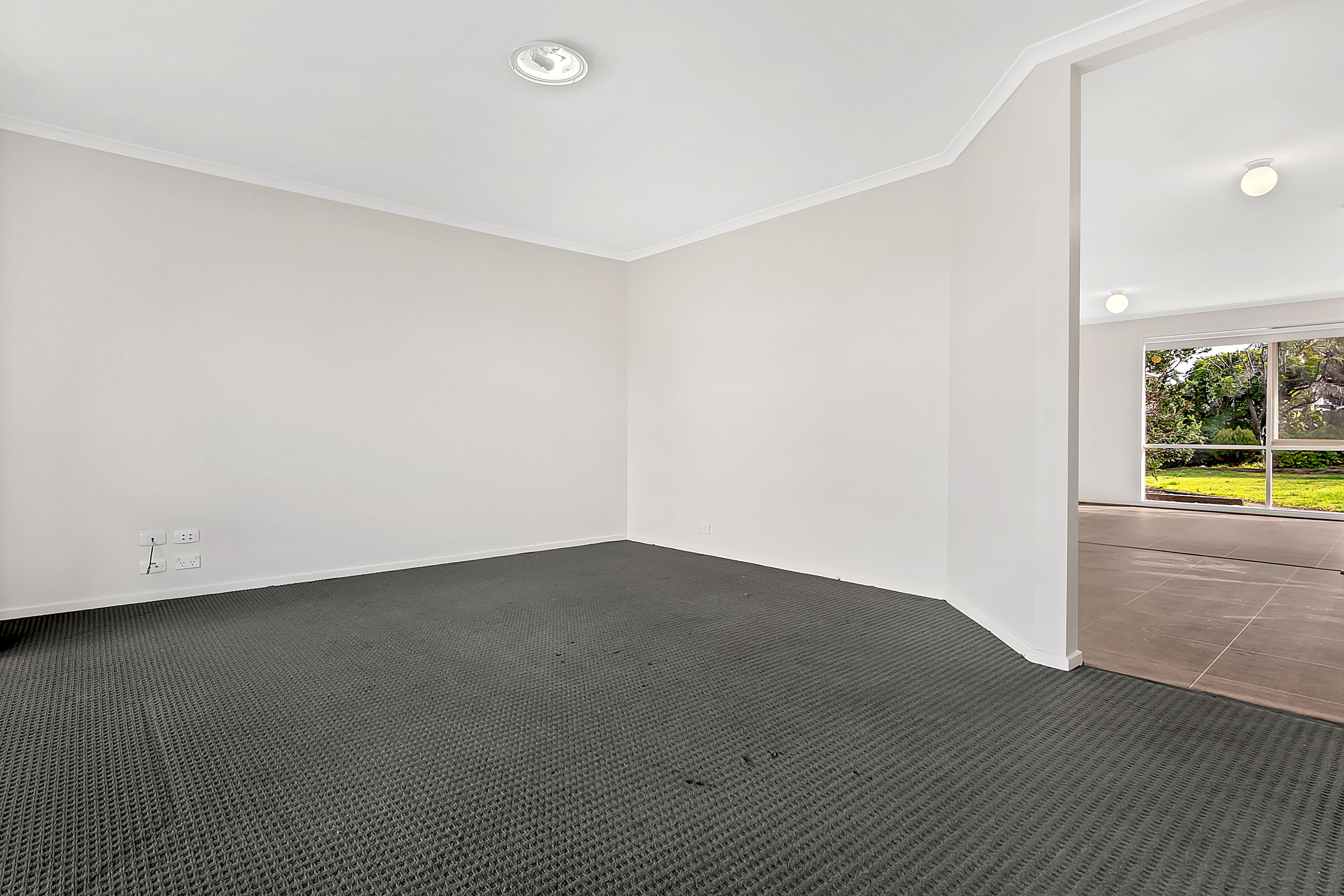 11 Silverton Court — photo 18 of 23