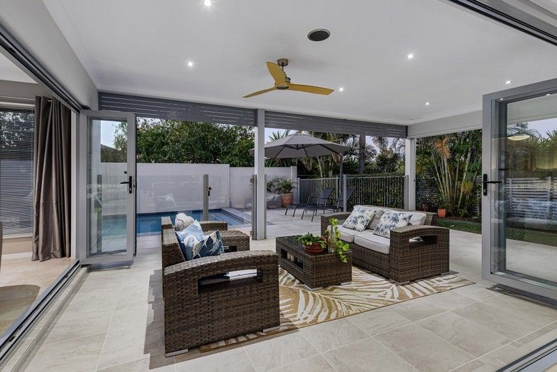 2 Leo Place, Bridgeman Downs, QLD 4035