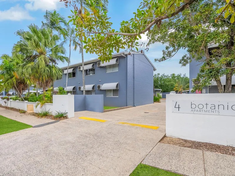 9/4 Chester Court, Manunda, QLD 4870