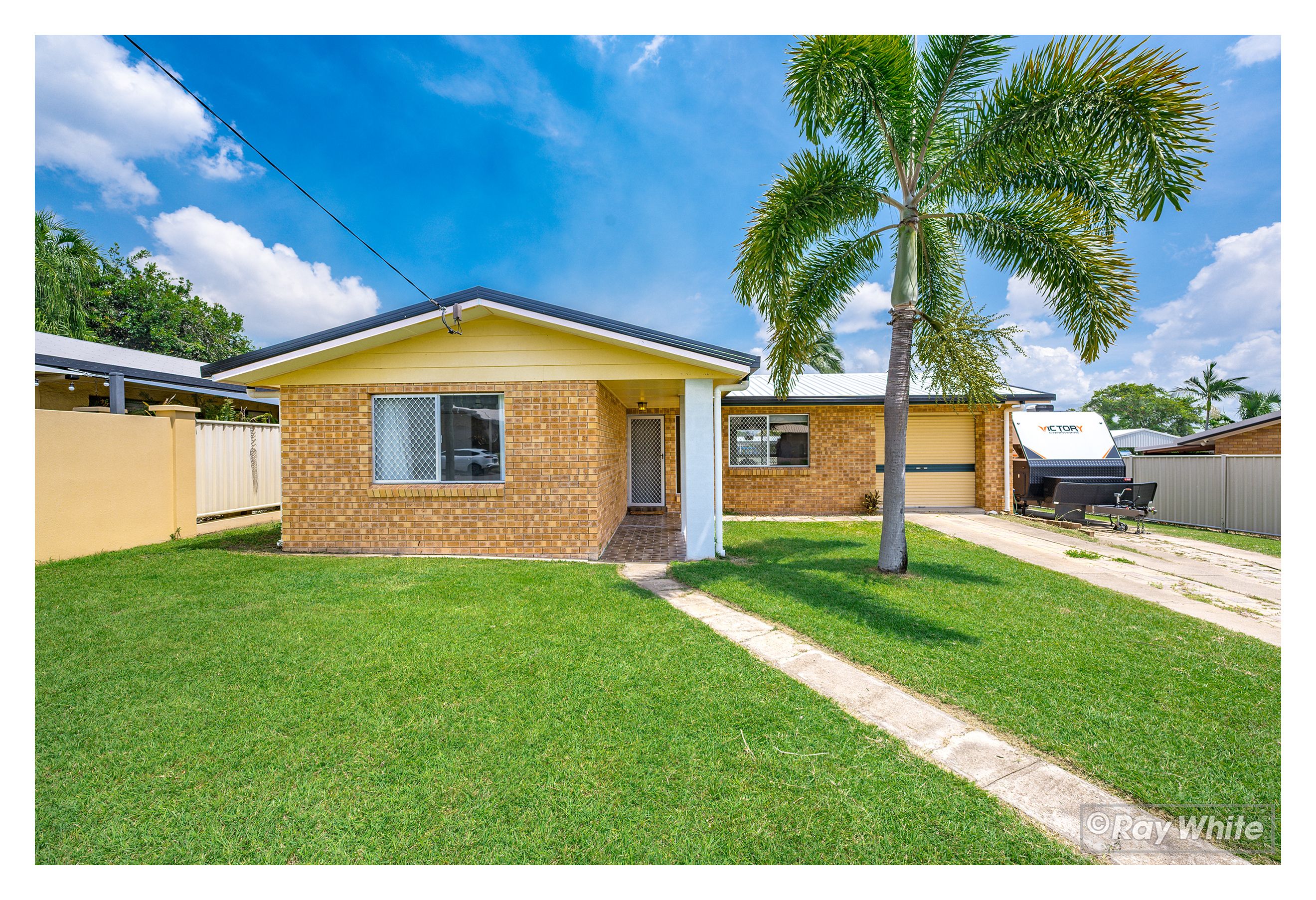 282 Bloxsom Street, Koongal, QLD 4701