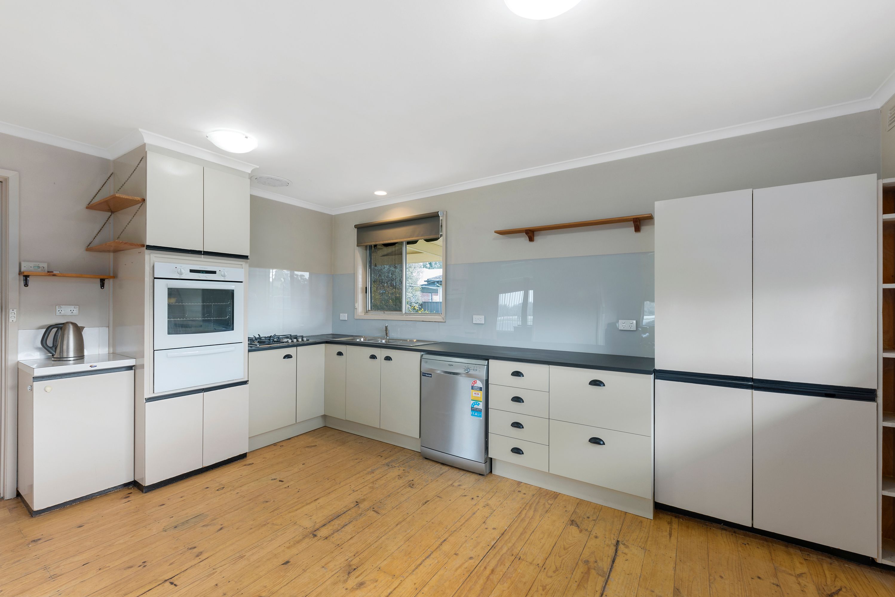 2 Elliott Street, Golden Square, VIC 3555