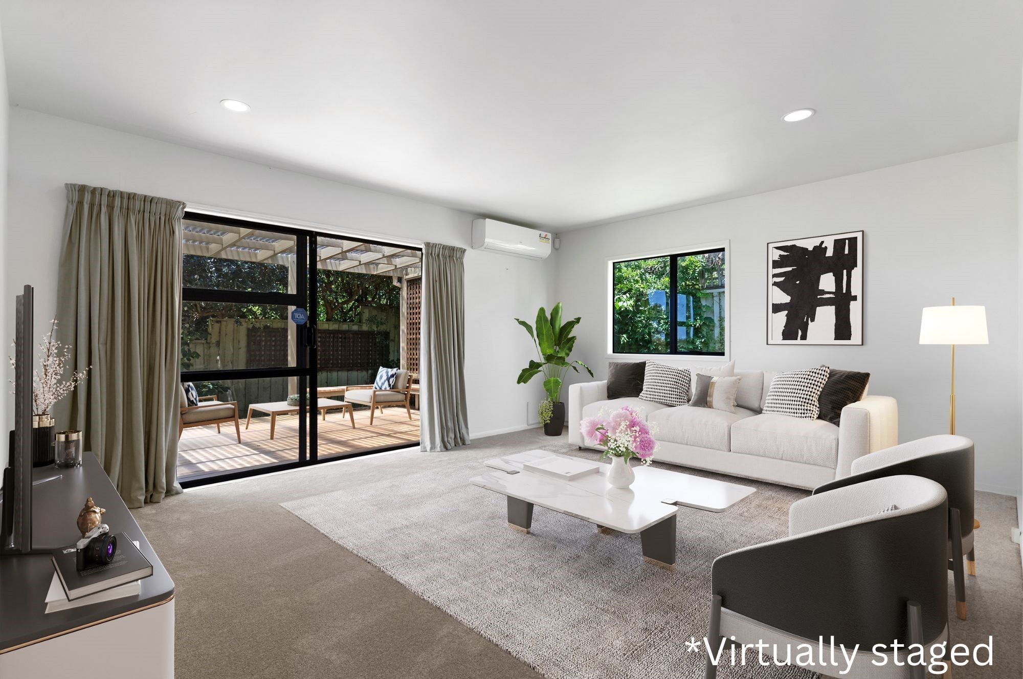 235B Glenfield Road, Hillcrest, North Shore City