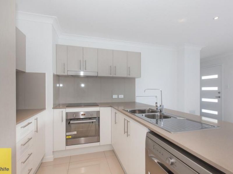 2/23 Kufstein Road, Coomera, QLD 4209