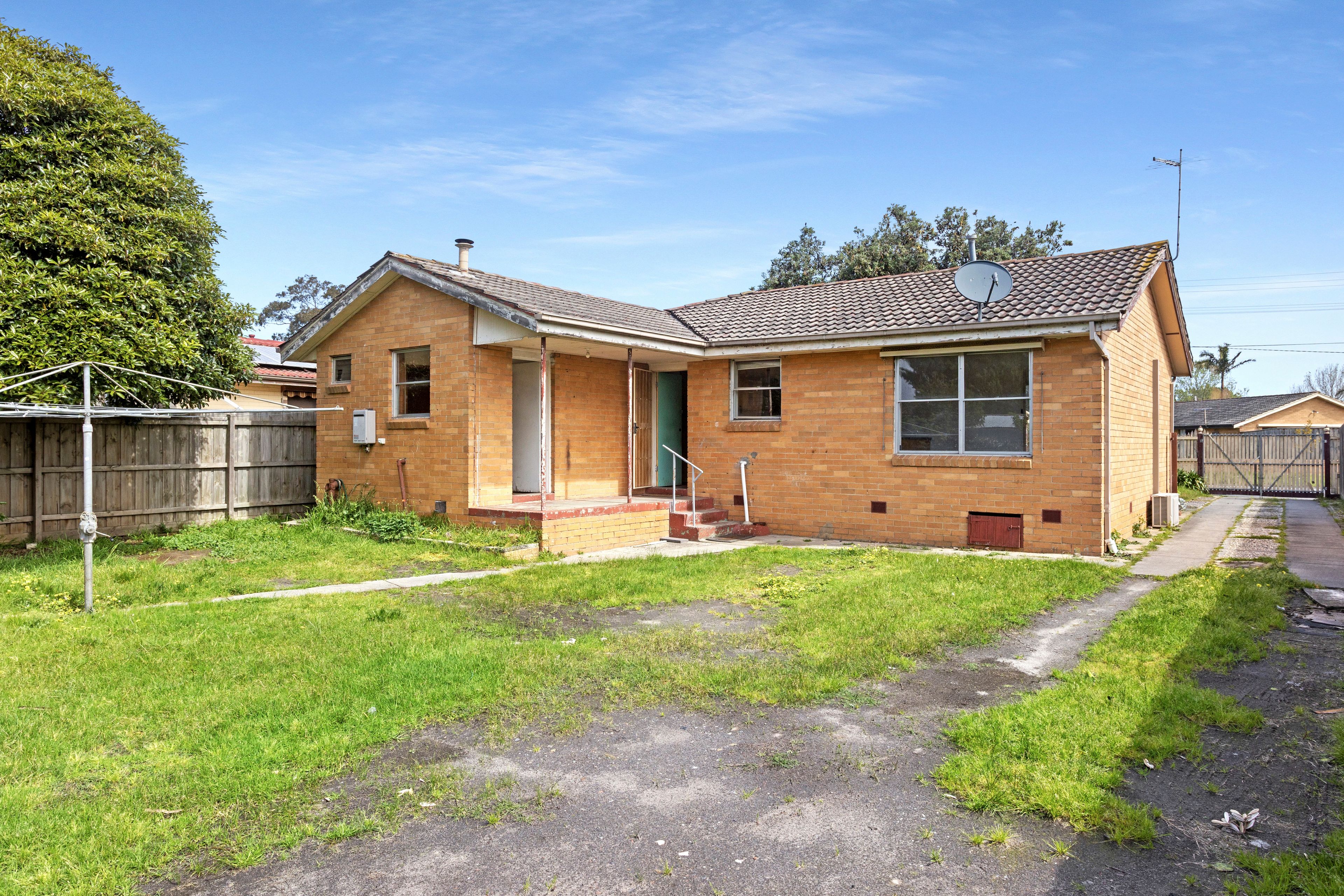 19 Excelsior Drive — photo 10 of 17