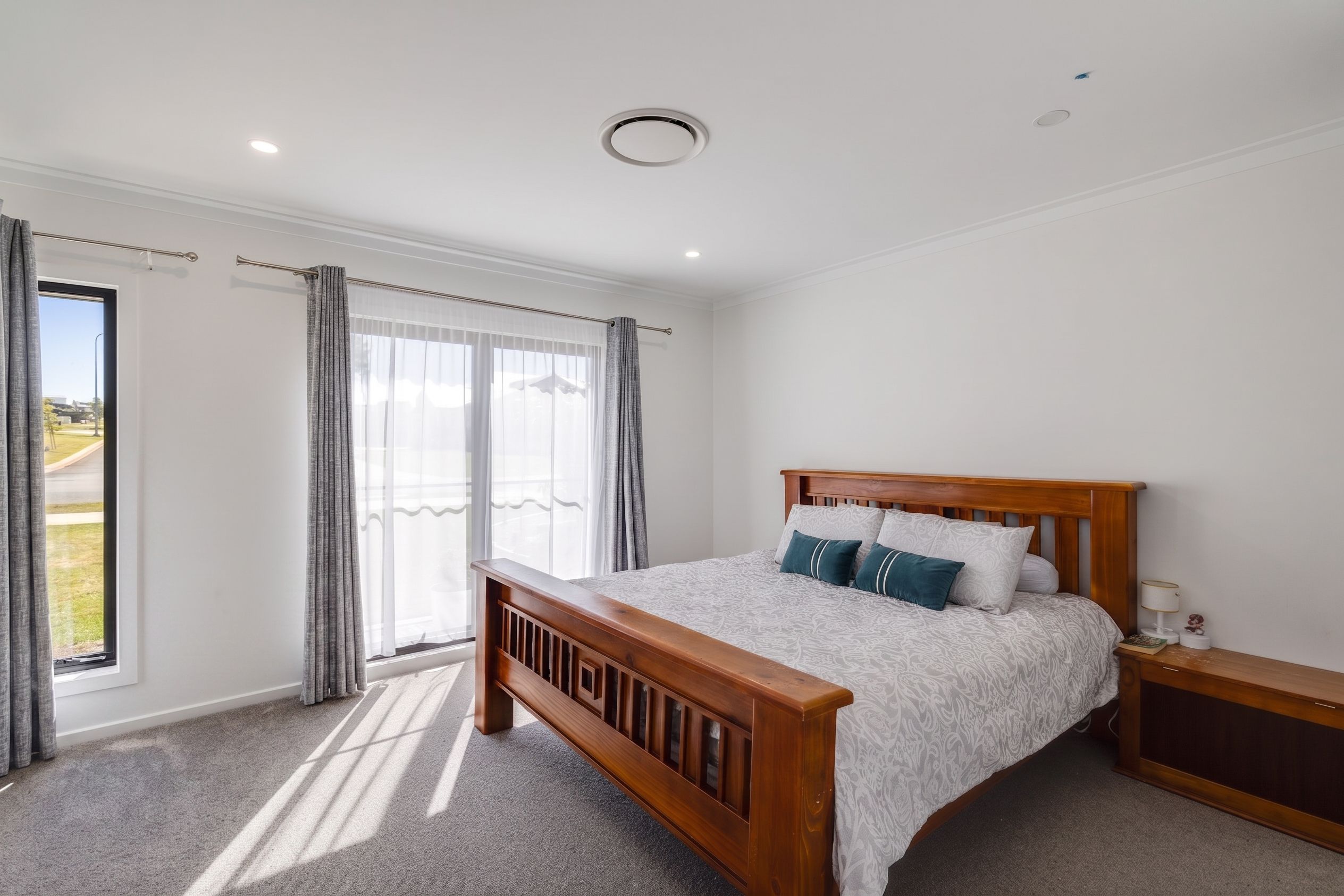 16 Mcgrory Drive — photo 4 of 19