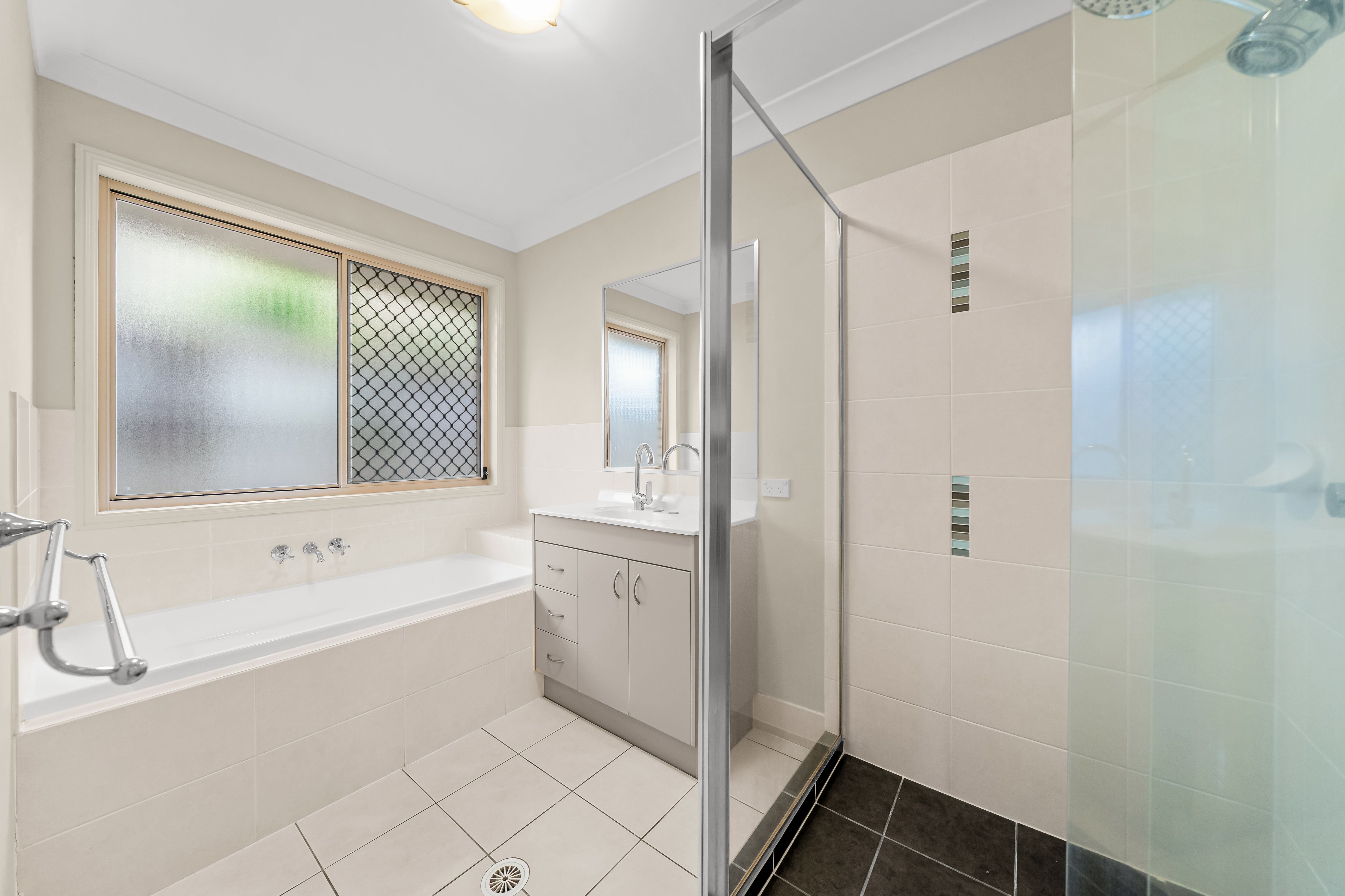 7 Zoe Place — photo 17 of 30