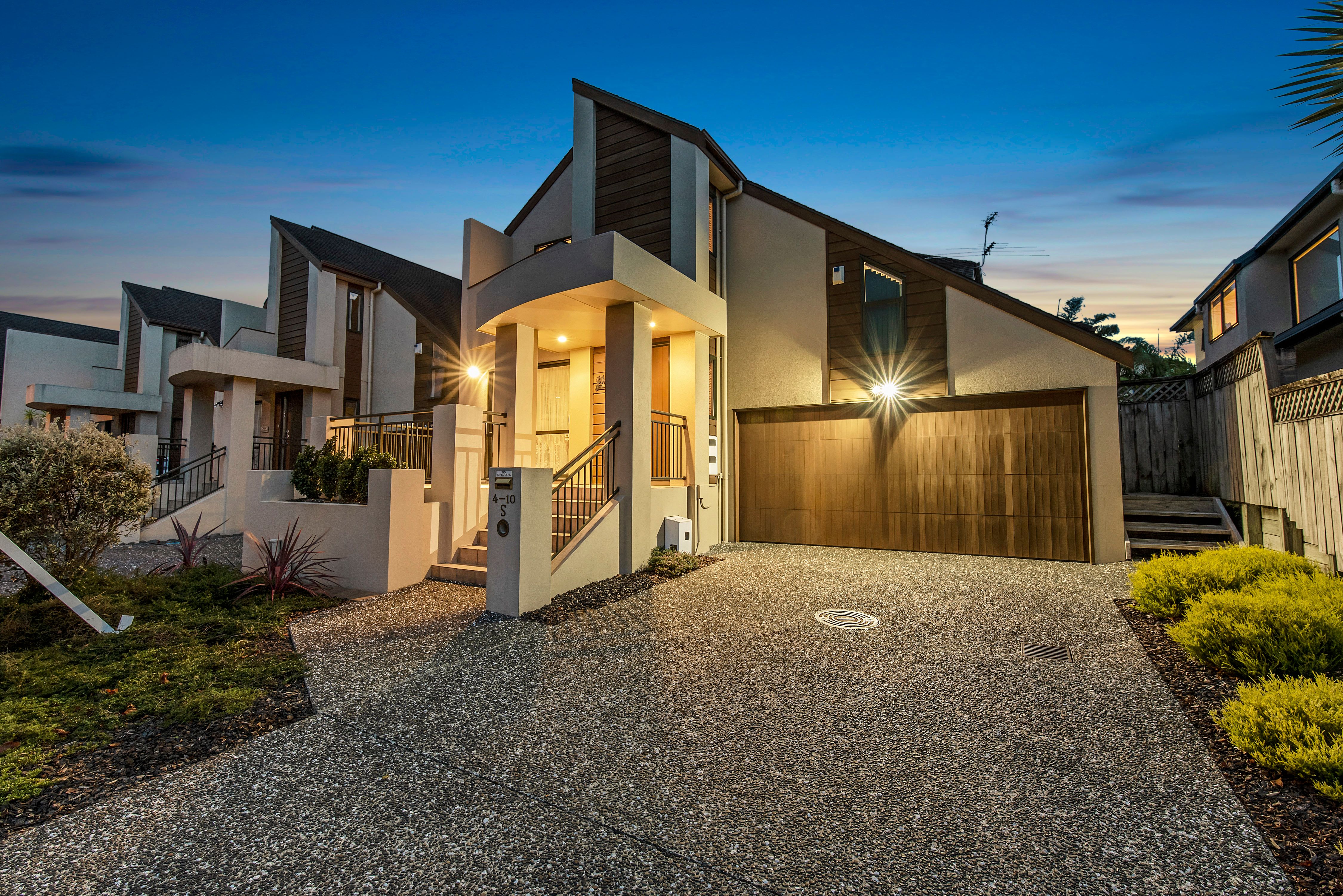 S/4-10 Lone Tree Avenue, Te Atatu Peninsula, Waitakere City 0610