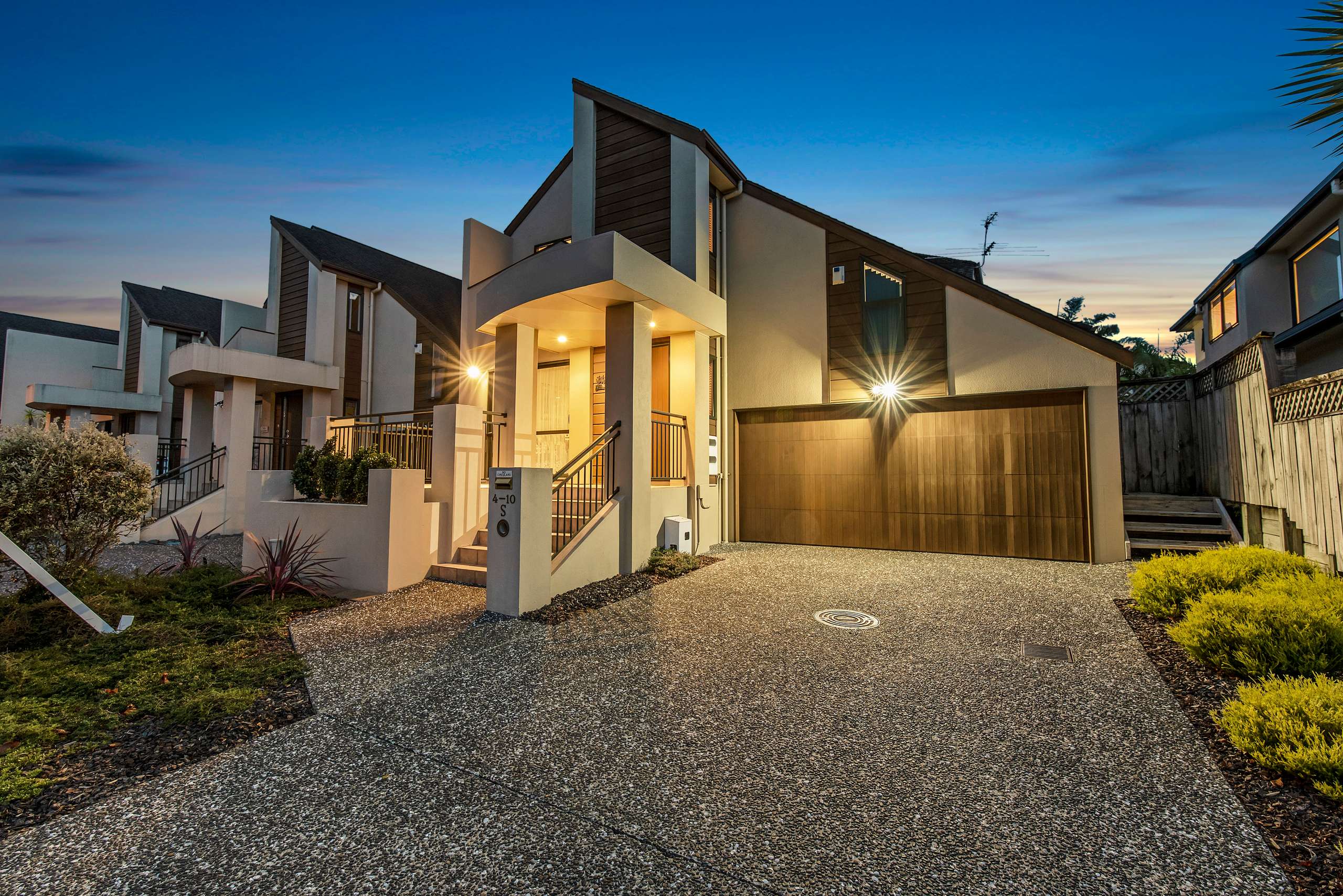 S/4-10 Lone Tree Avenue, Te Atatu Peninsula, Waitakere City 0610