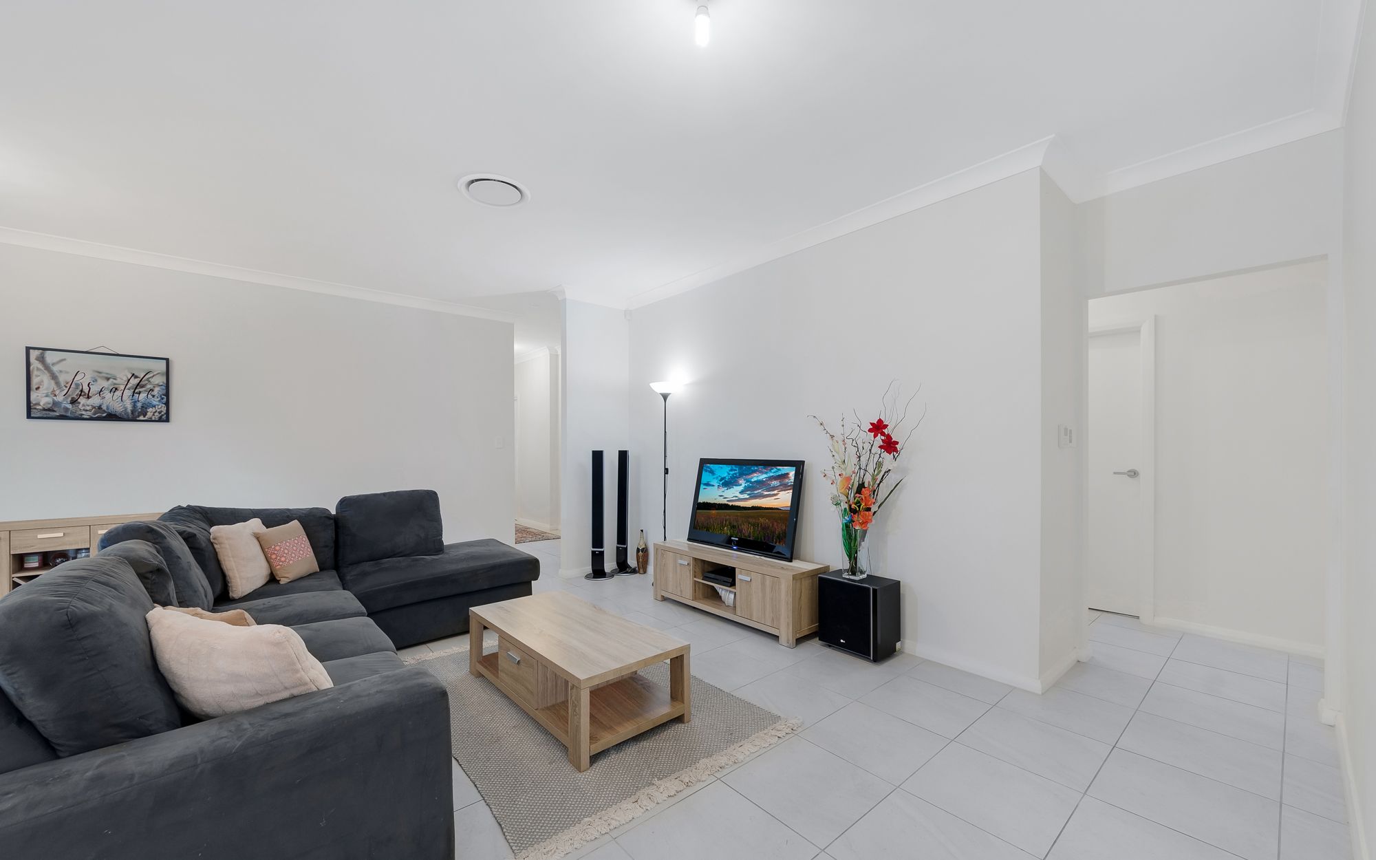 5 Mccabe Place, Rosemeadow, NSW 2560