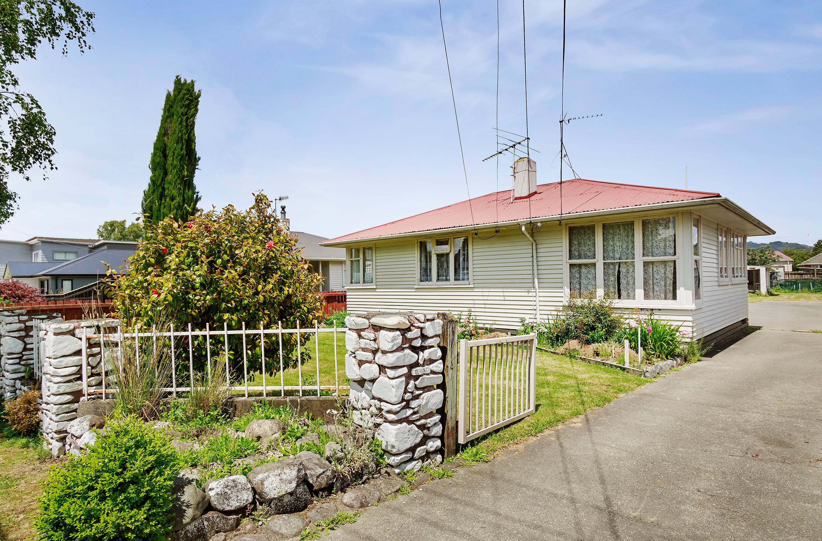 25 Rimutaka Street, Trentham, Upper Hutt City