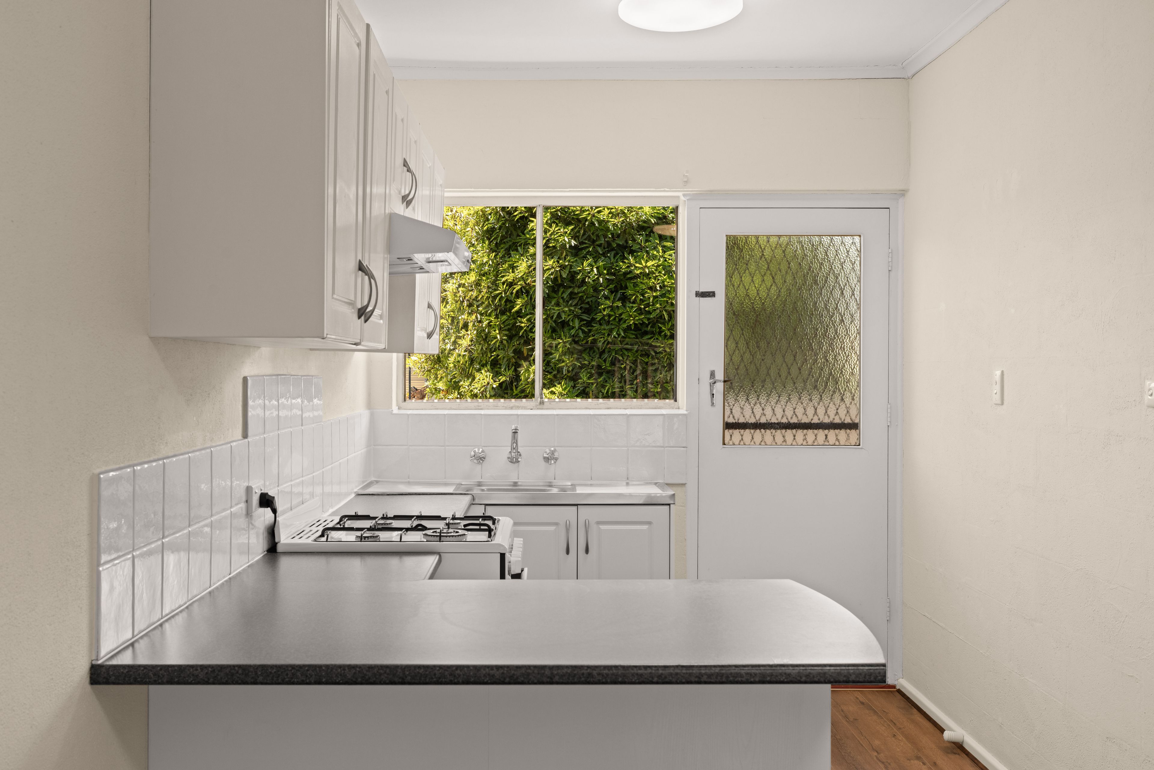 2/3 Jewell Street — photo 10 of 19