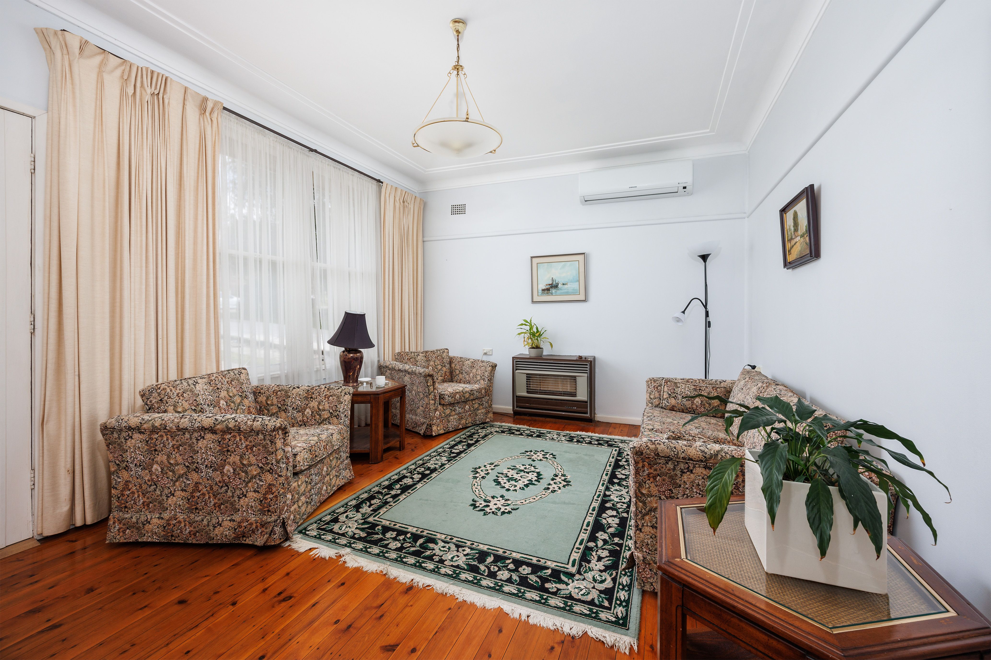 17 Beatrice Street — photo 6 of 8