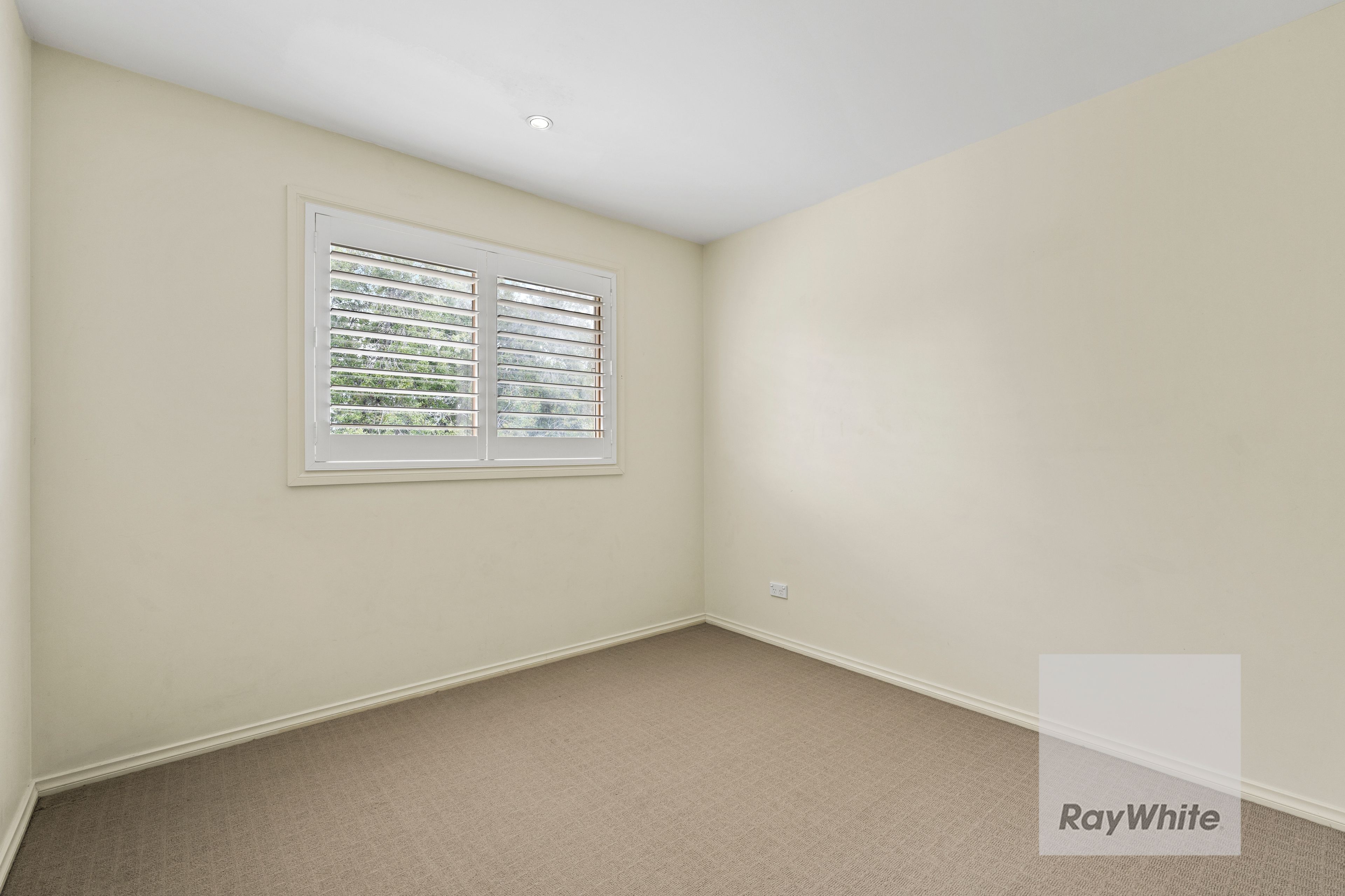 1 Landy Close — photo 14 of 21