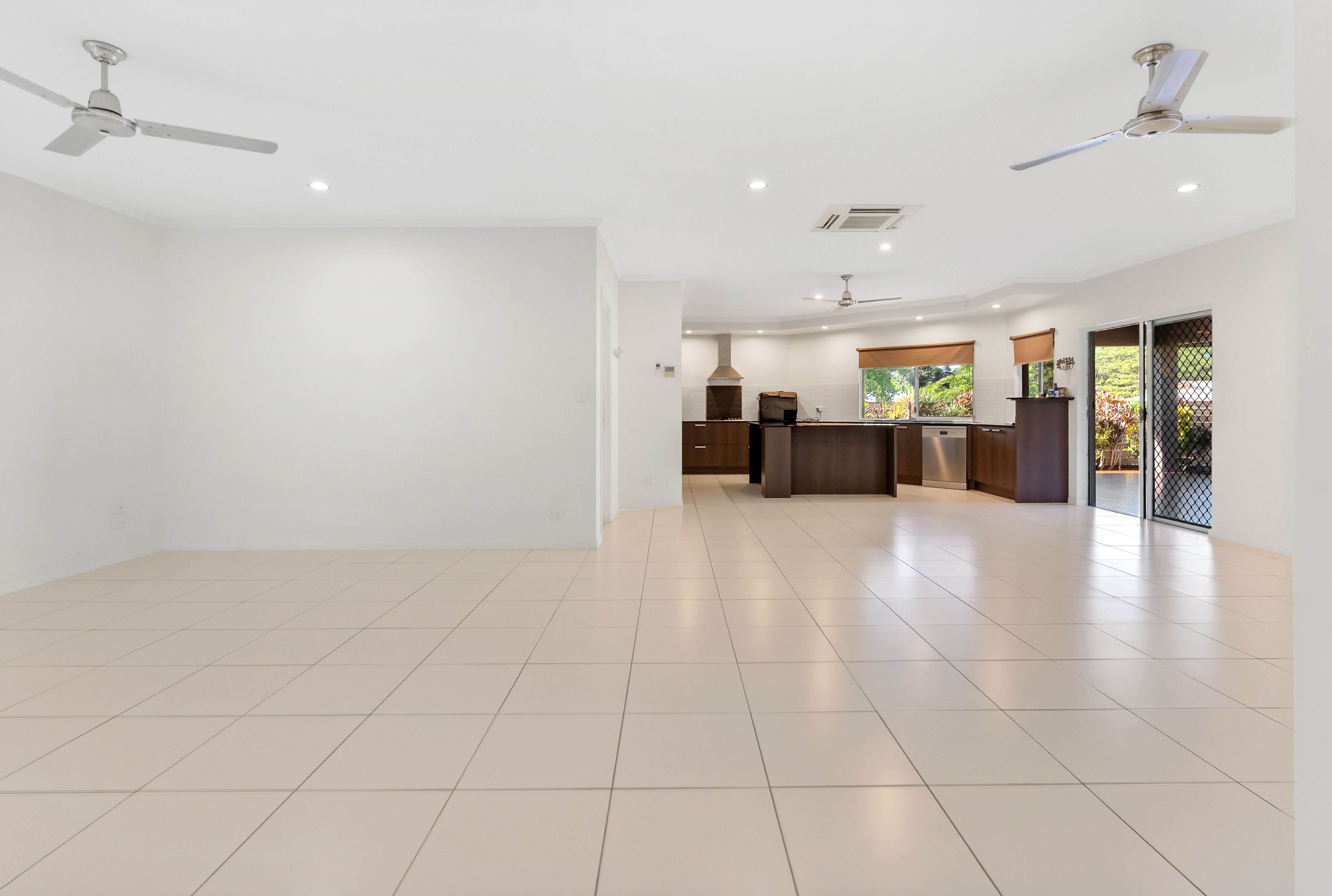 17 Roderick Street — photo 16 of 29