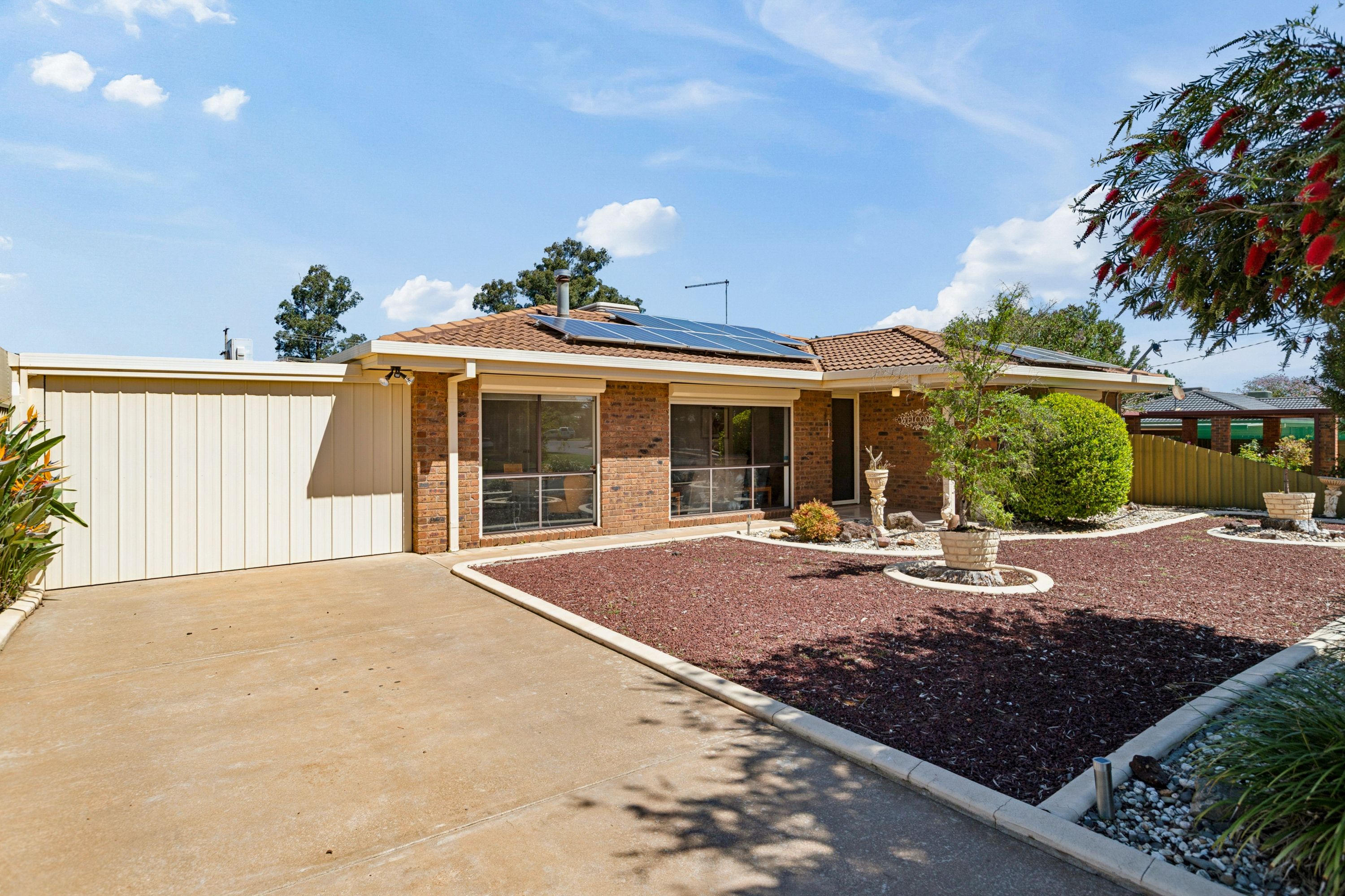 4 Grelis Court — photo 3 of 25