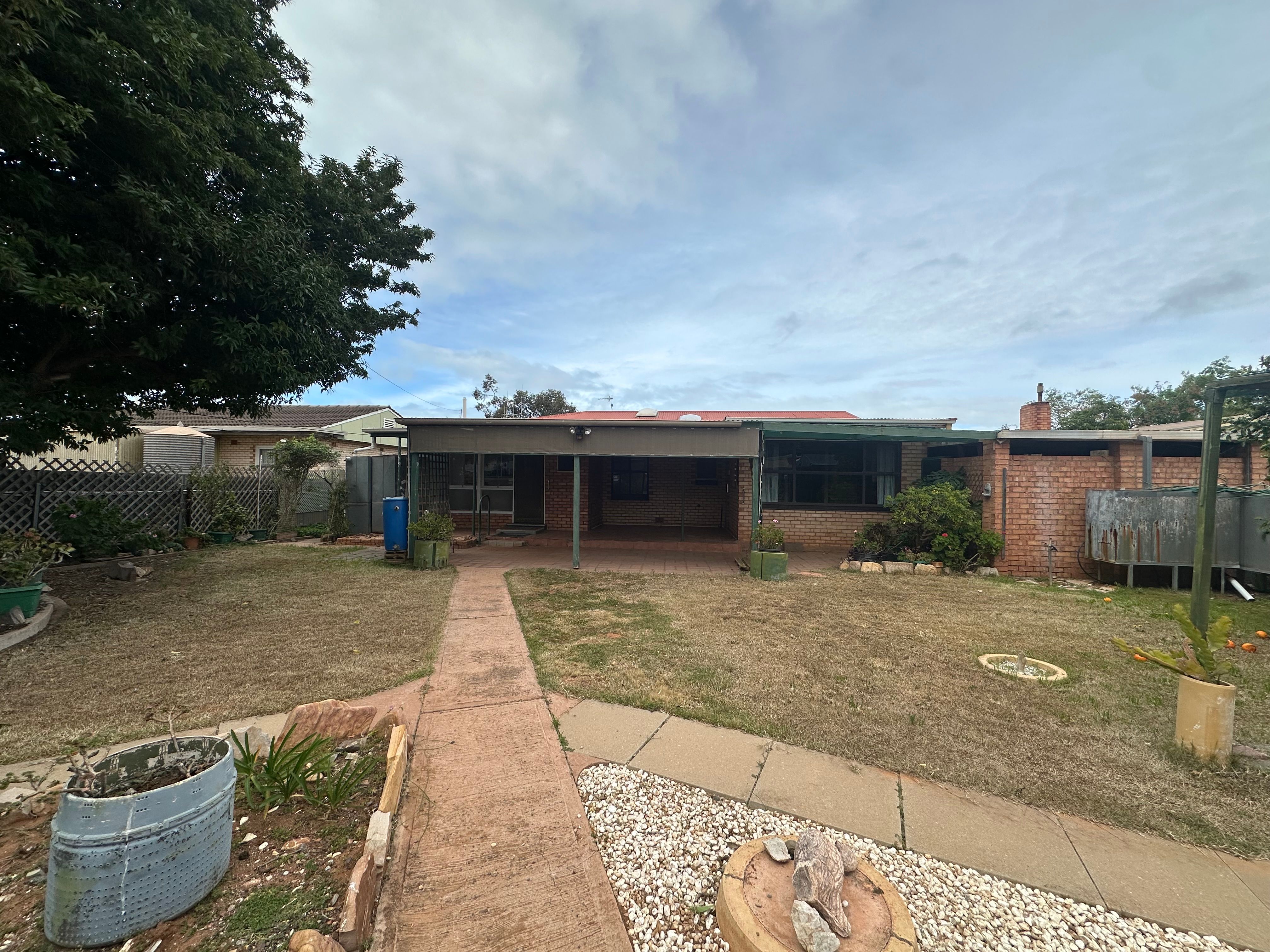 14 Dalziel Street — photo 18 of 19