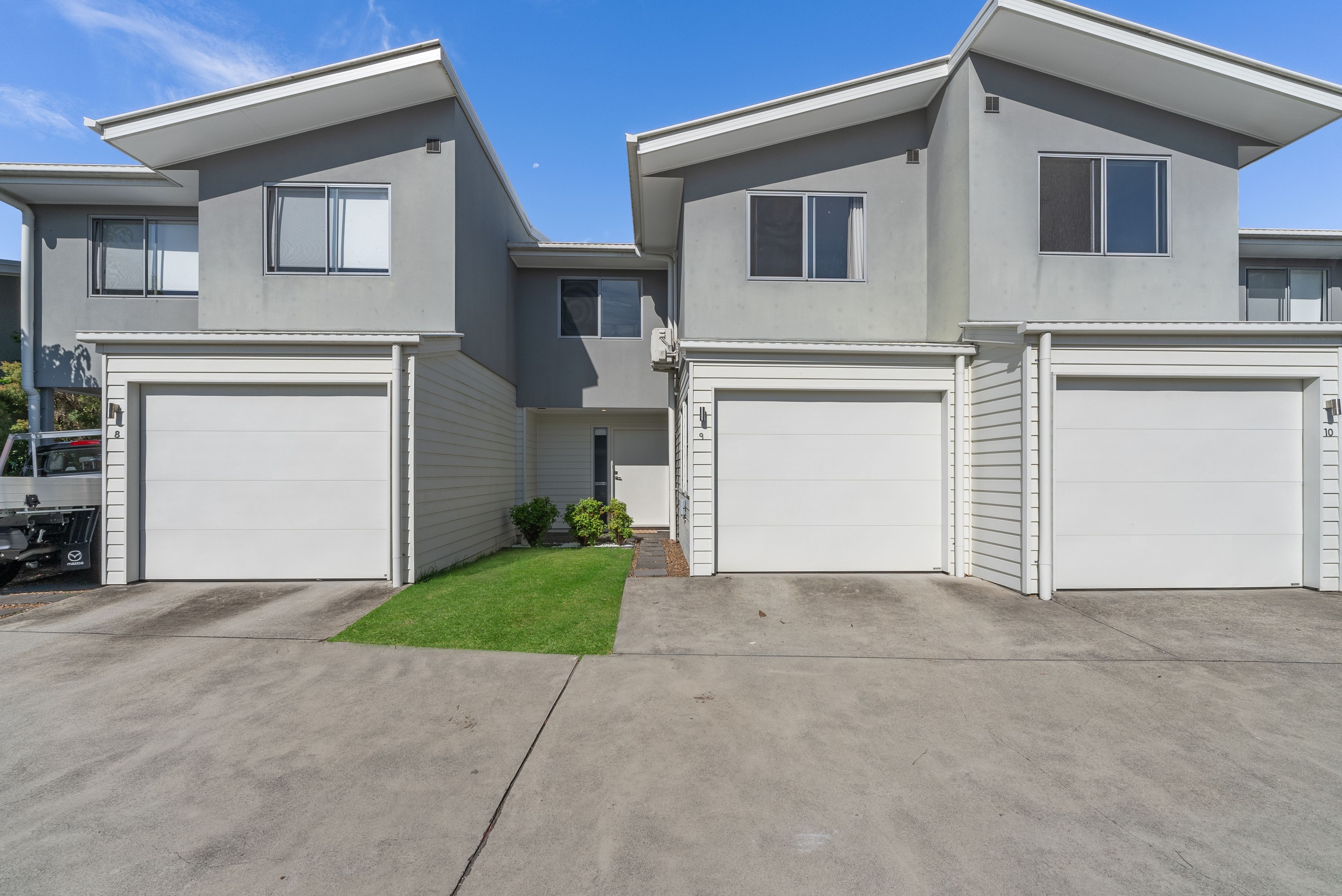 9/16 Bottle Brush Circuit, Coomera, QLD 4209