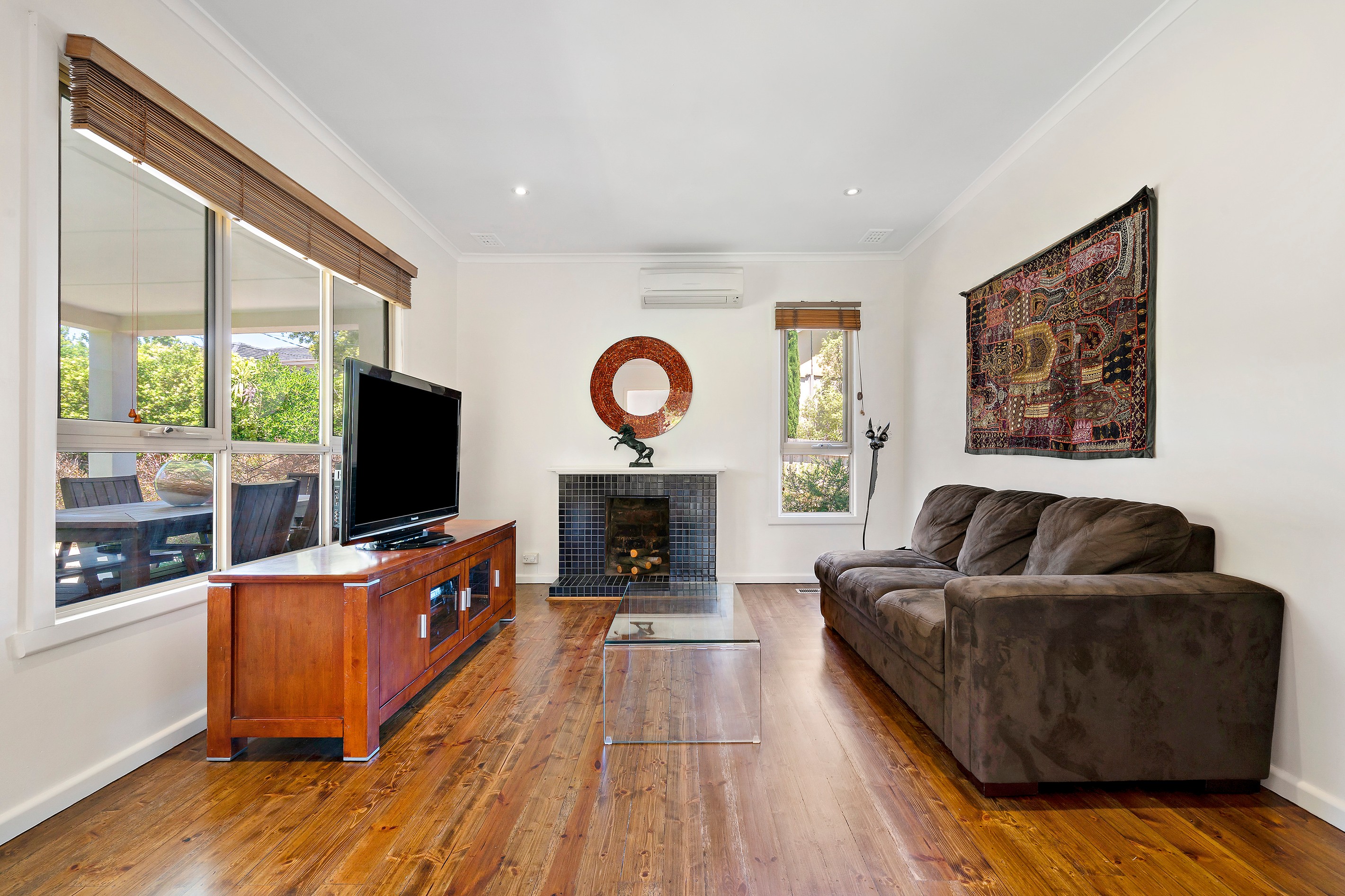 1/2 Walcha Court, Chadstone, VIC 3148