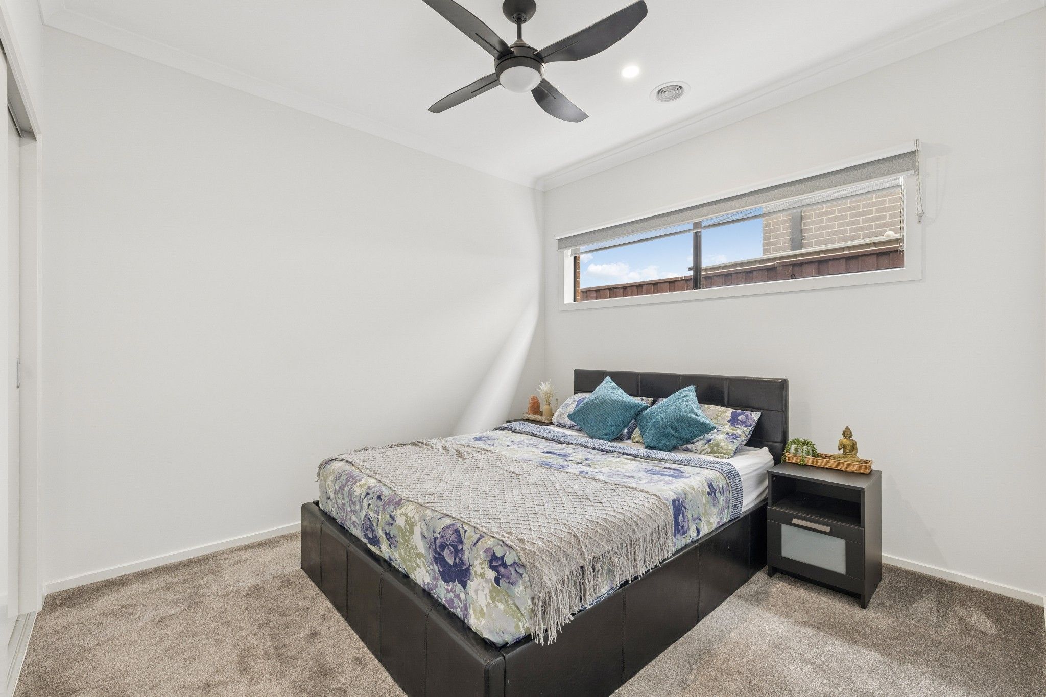 8 Lenigas Crescent — photo 18 of 30