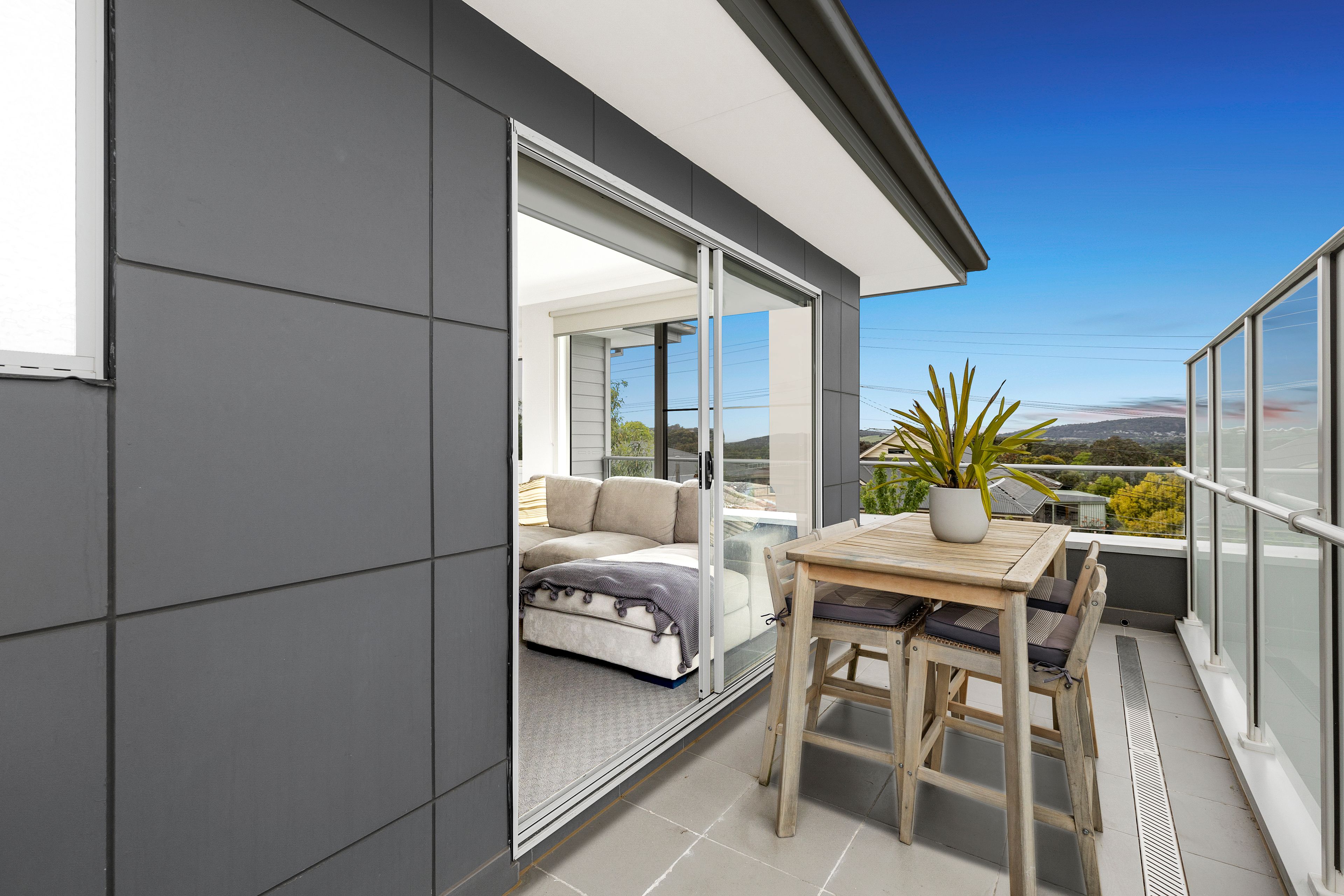 1/28 Silverton Drive, Ferntree Gully, VIC 3156